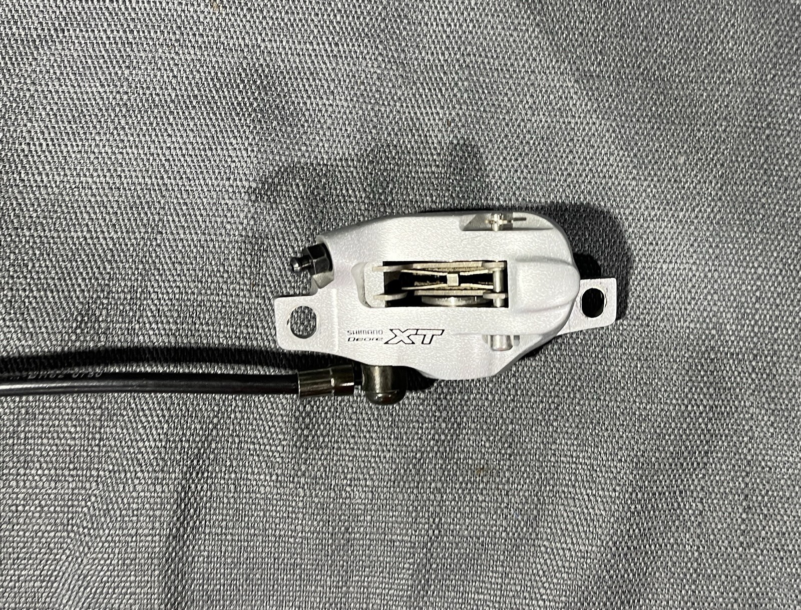 Shimano Deore BL-M556 / BR-M765 Hydraulic Disc Brakes – Left / Front Only