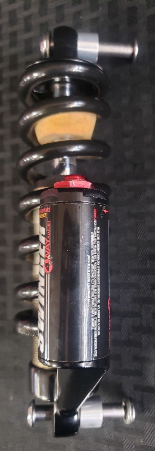 450283 – Manitou Swinger 4Way SPV Shock Absorber