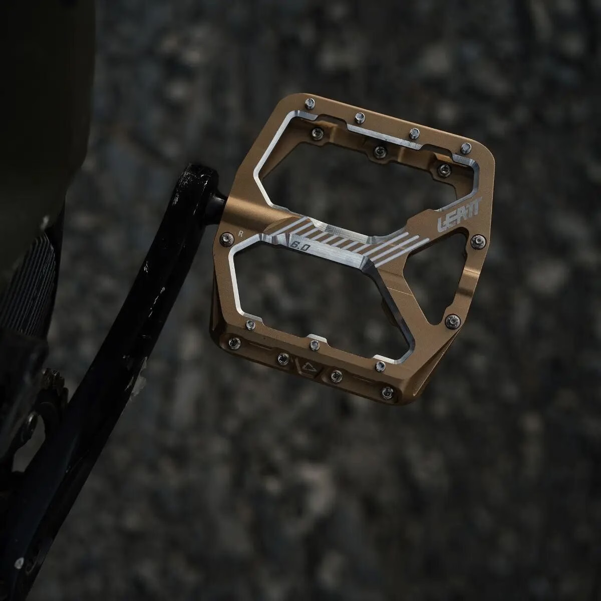 Leatt All Mountain 6.0 Flat Pedals