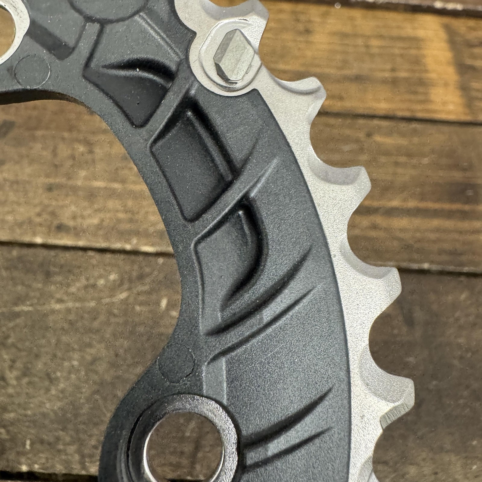 Shimano 36T Chainring DynaSys11 4-Arm Asymmetric Gray MTB 36-26 BC Outer Ring