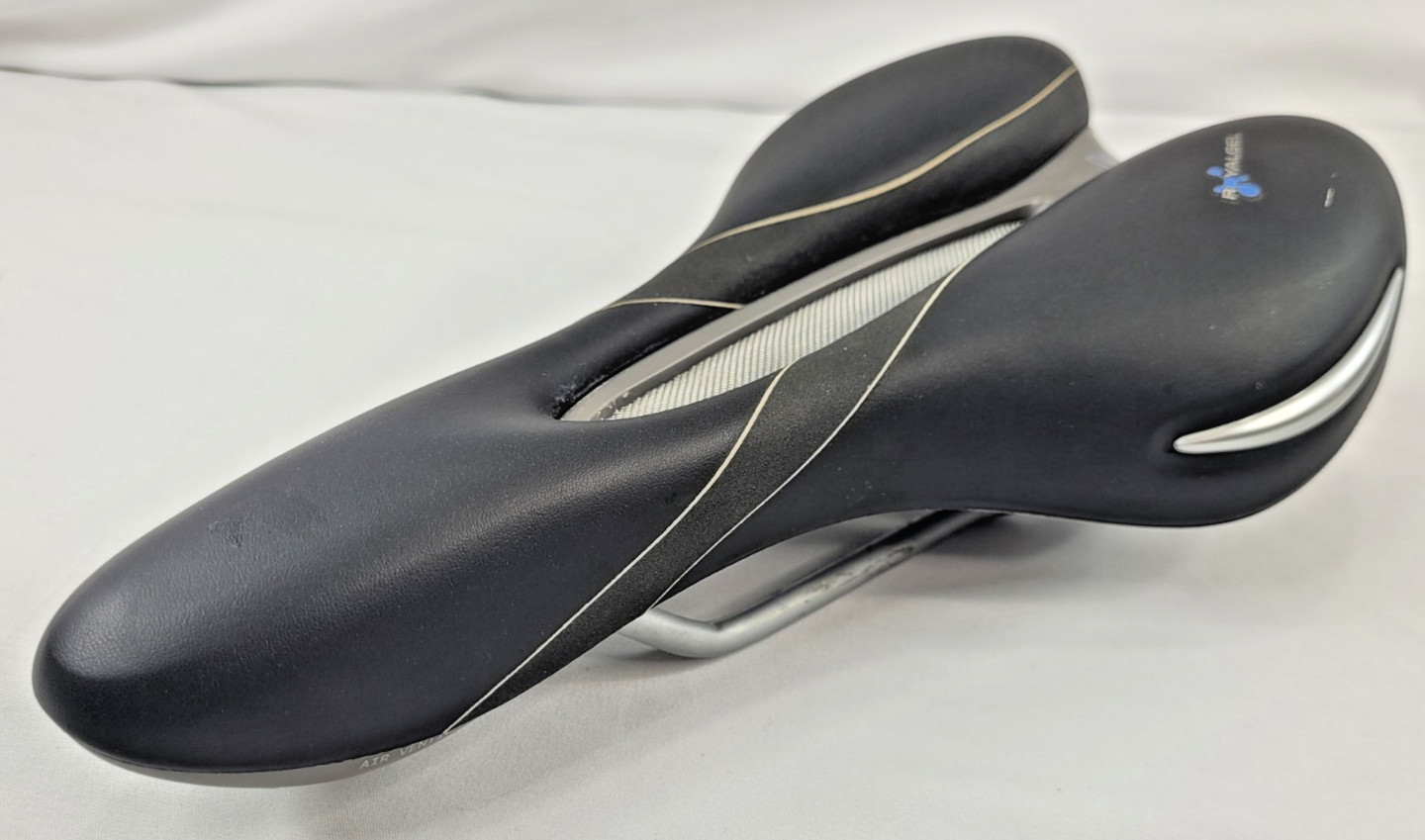 Selle Royal Respiro Royalgel COOLXSENIUM Bicycle Saddle Seat Black Universal Gel