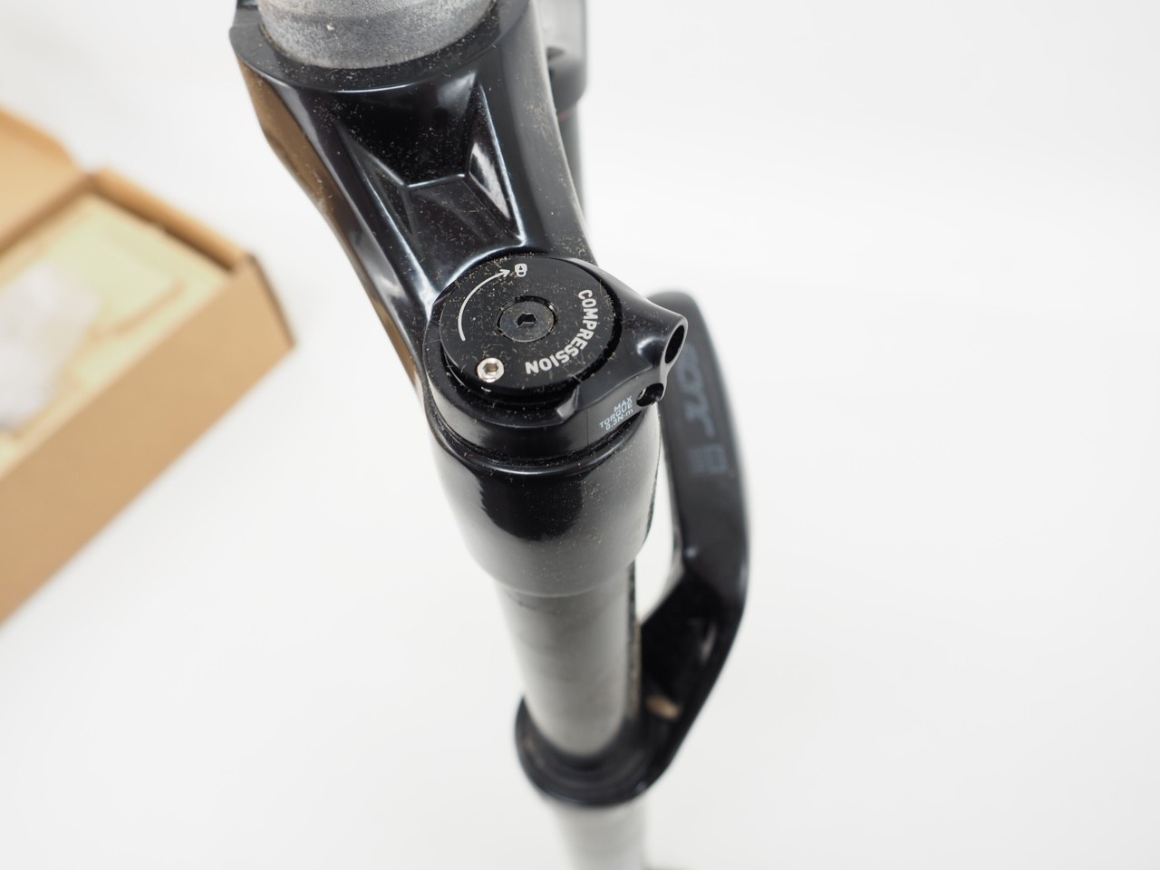 New! RockShox Judy Gold RL Mountain Bike Fork 29″ x 120mm Tapered QR w/ Remote