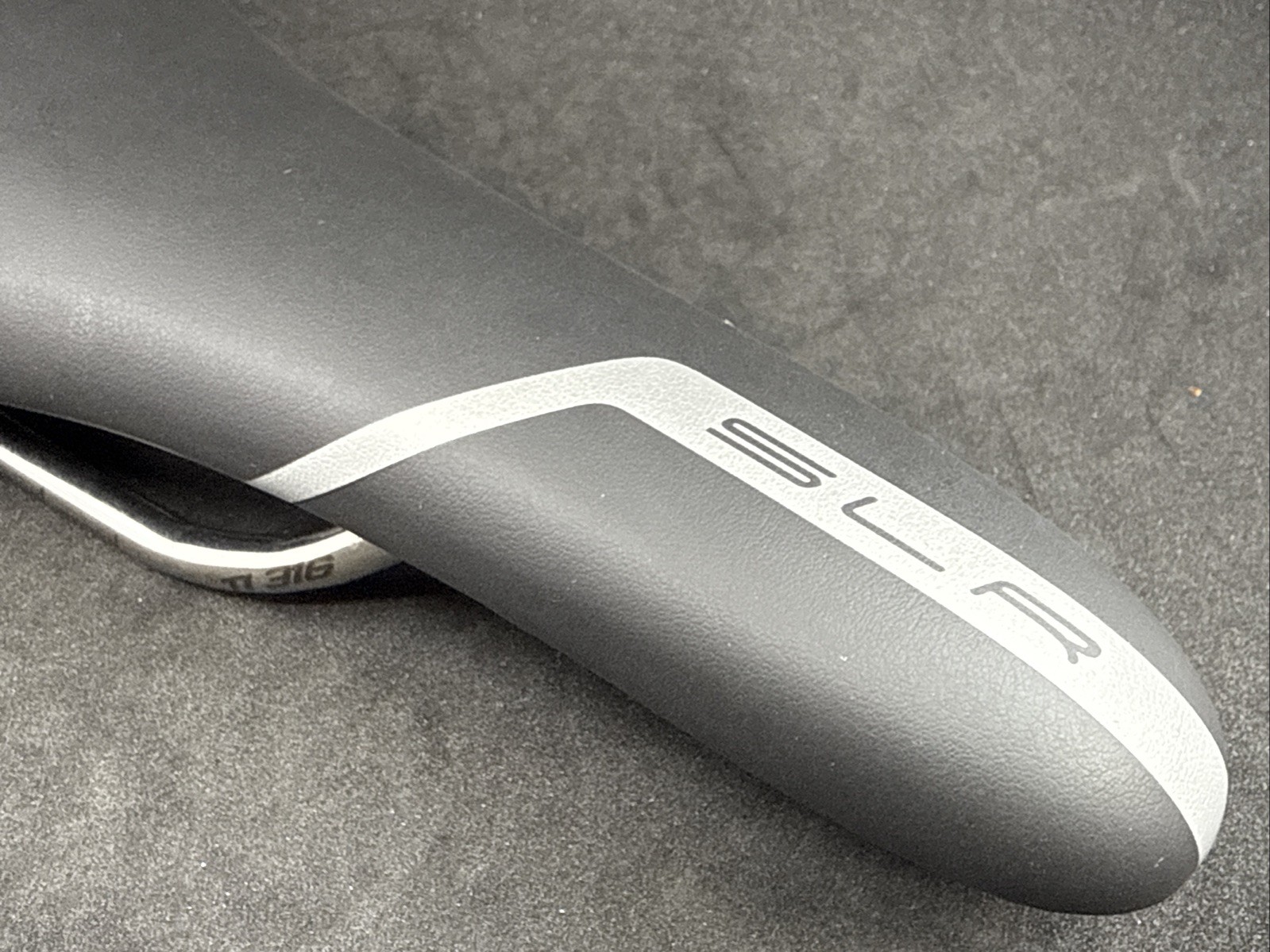 Selle Italia SLR Ti316 Rail Black Red Silver Saddle 275mm x 135mm MSRP $175!