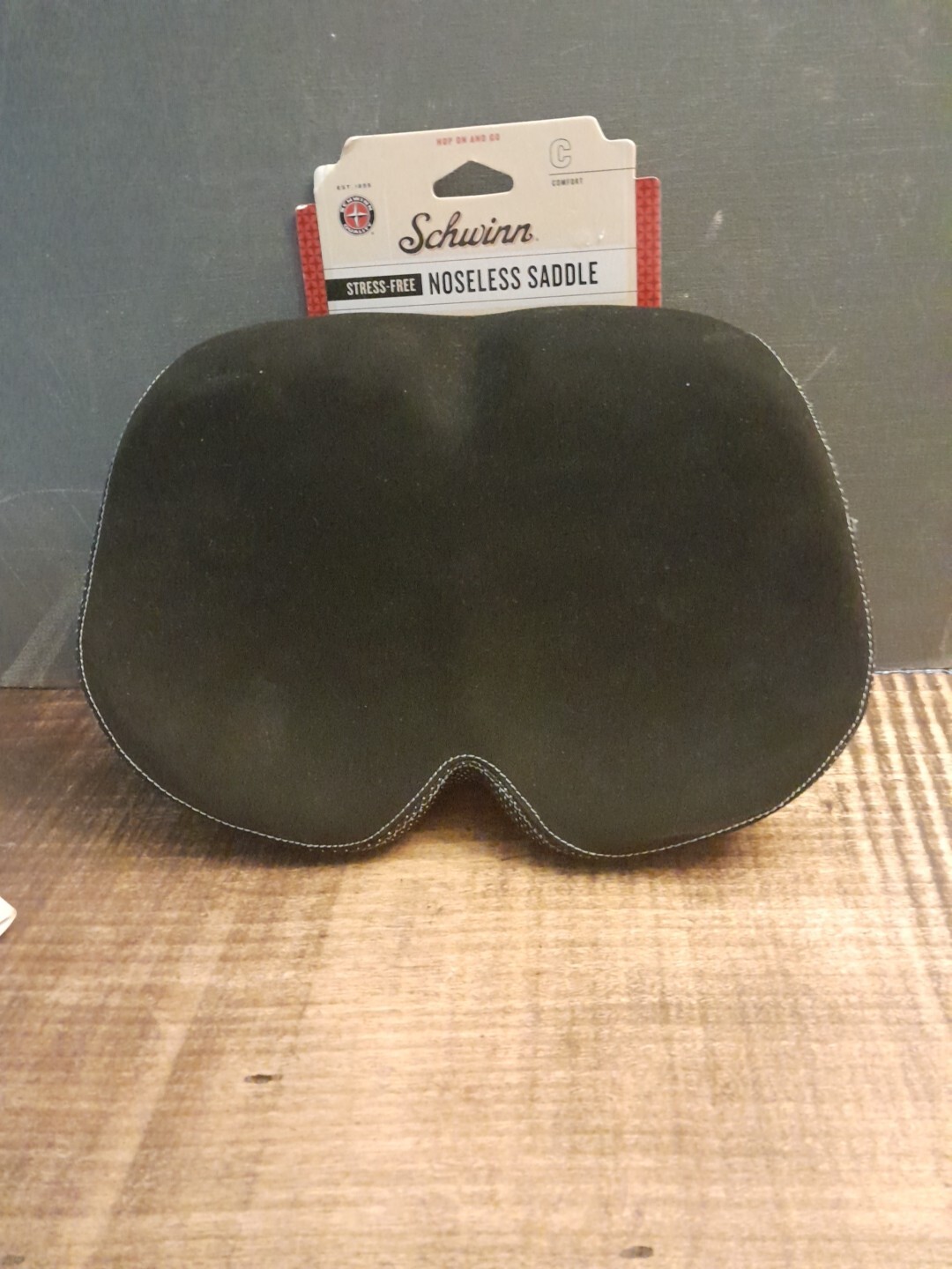 SCHWINN Bicycle Stress Free Noseless Saddle Bike Seat See Description