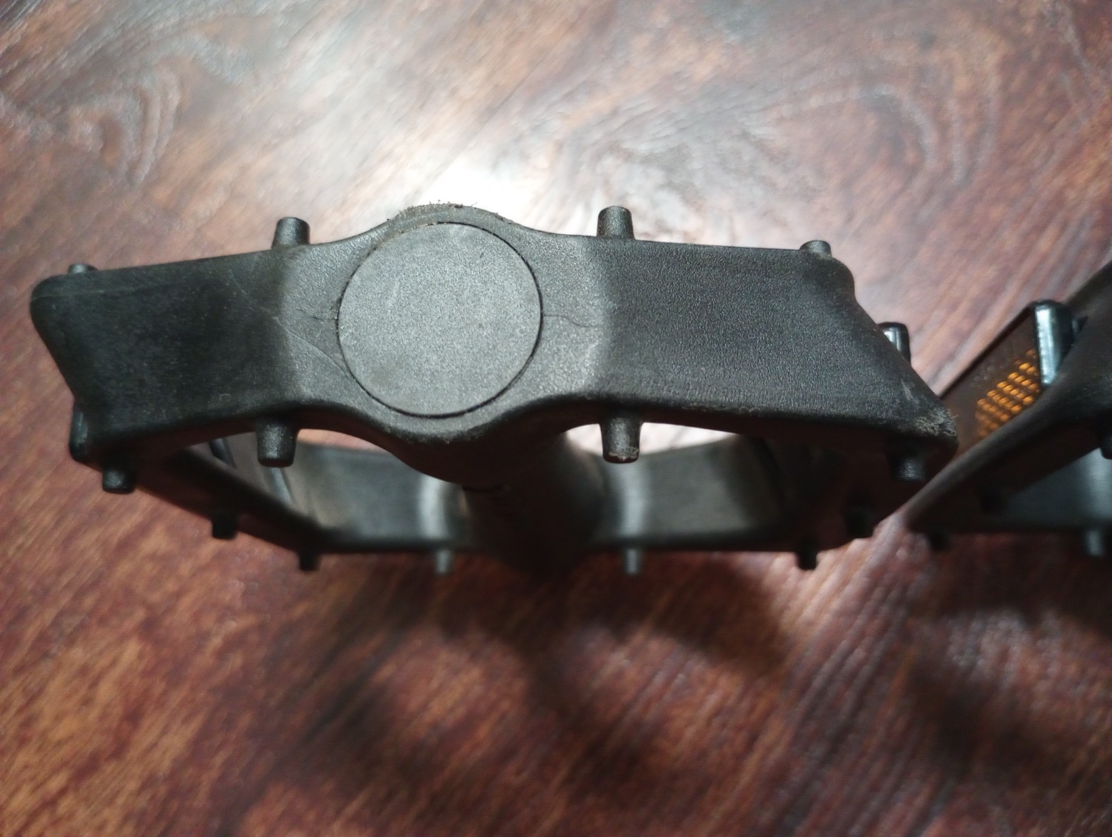 2019 Kona Lanai JS2 Mountain Bike Pedals Black Hard Composite Lightweight