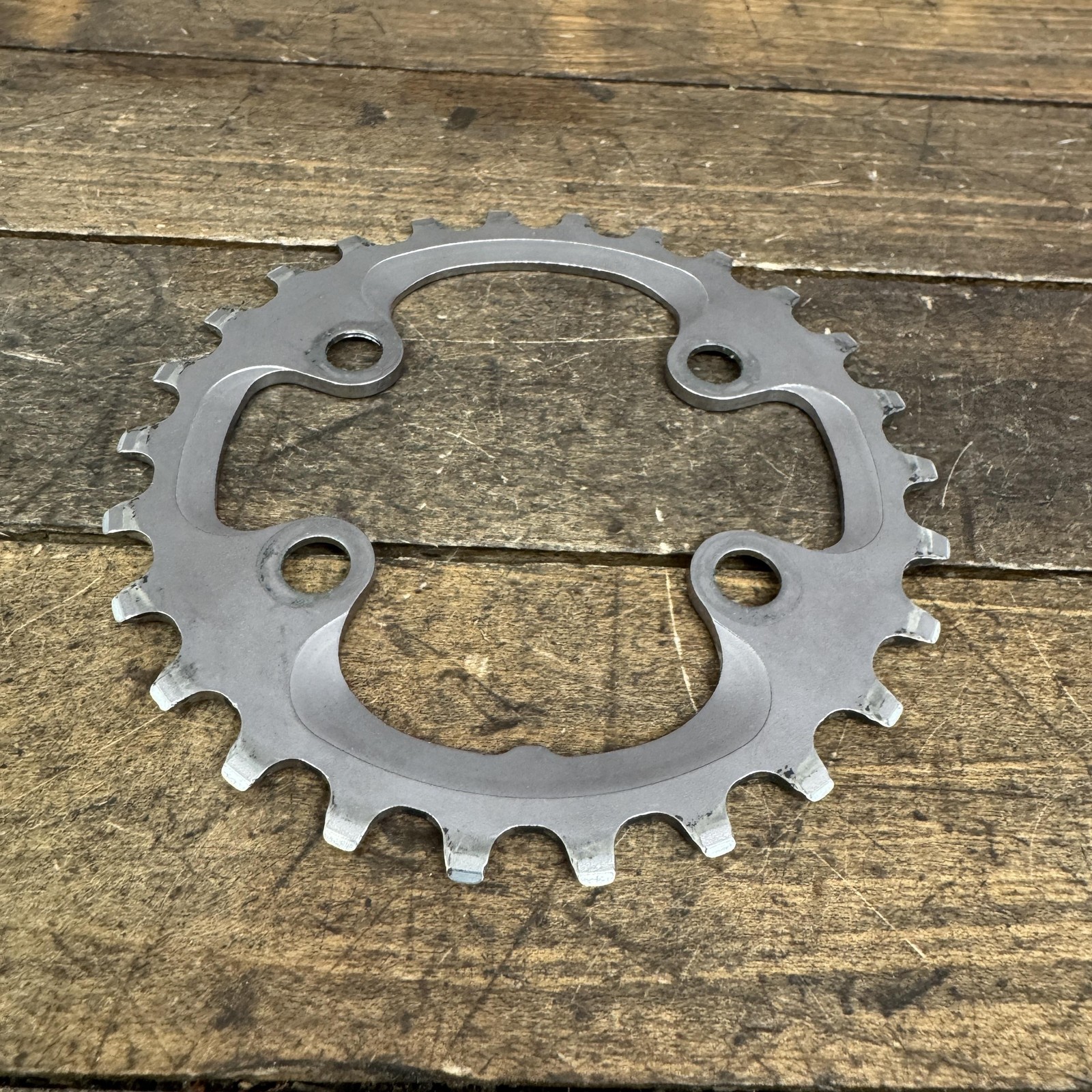 Shimano 26T Chainring 64 BCD 4-Arm Asymmetric Silver 11 Speed MTB Bike Inner 26