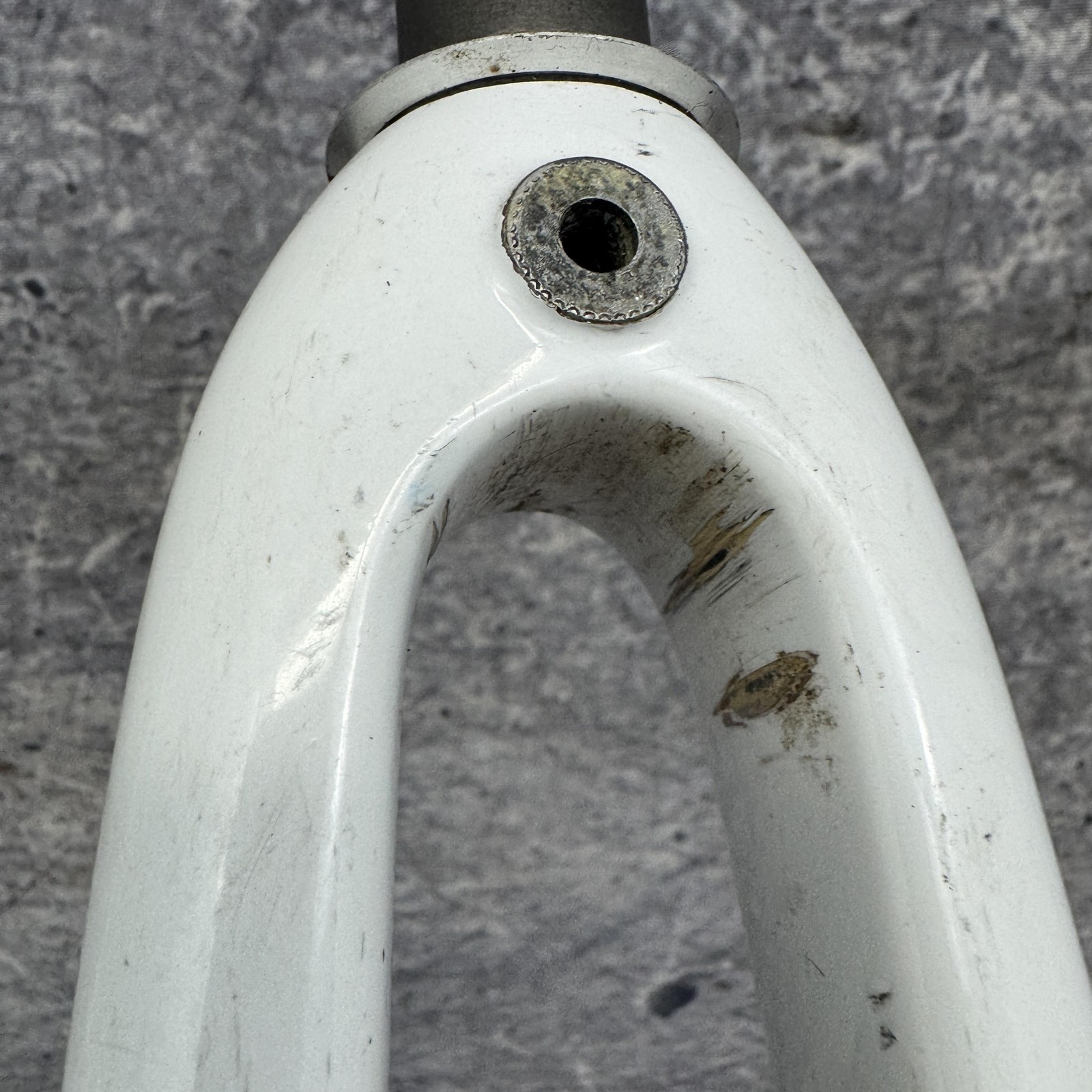 Vintage Kestrel Fork 700c 1in Threaded EMS Composite White Carbon 6″ Short Road