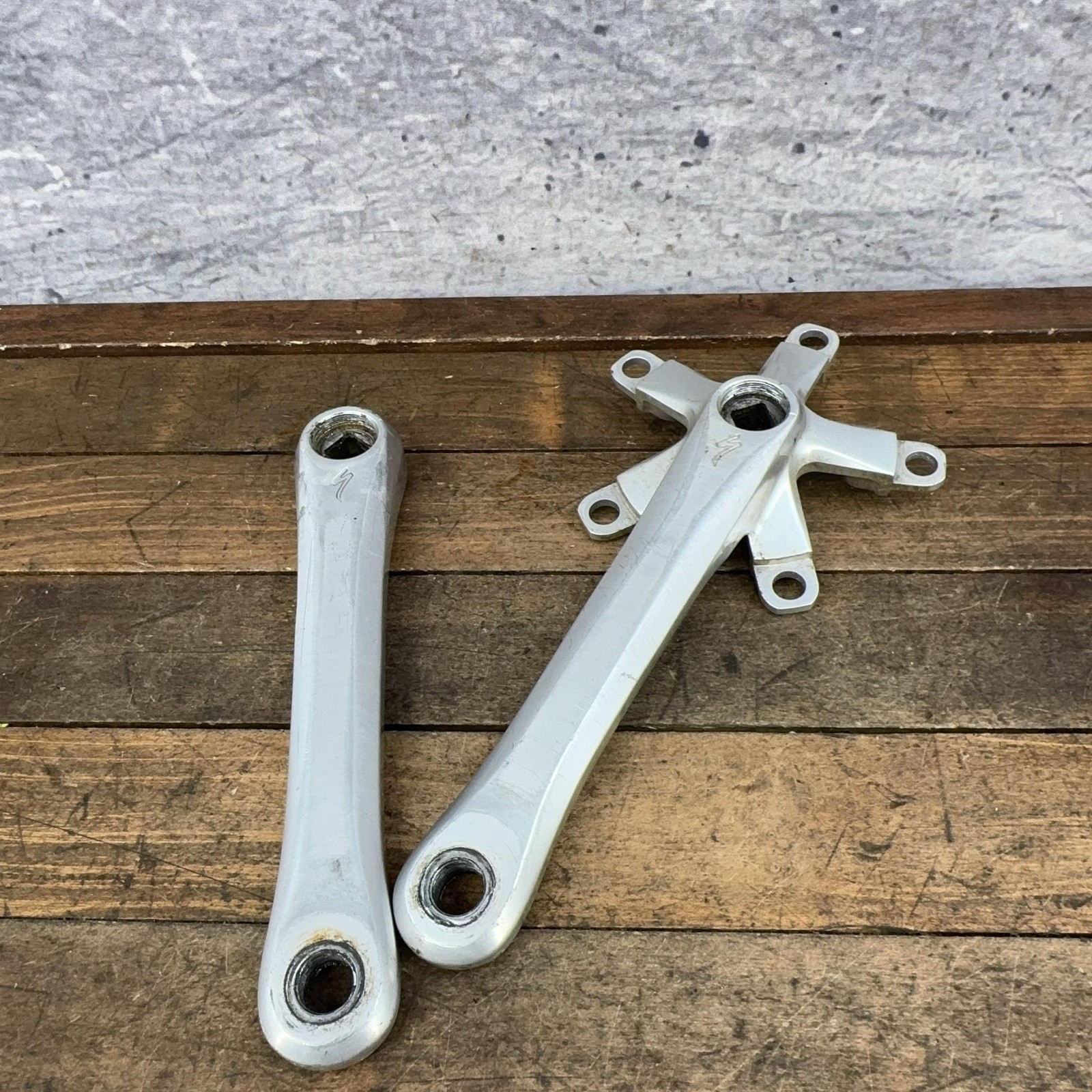Vintage Specialized Crank Set 175 Mm Triple Square Taper 110 BCD S Logo MTB