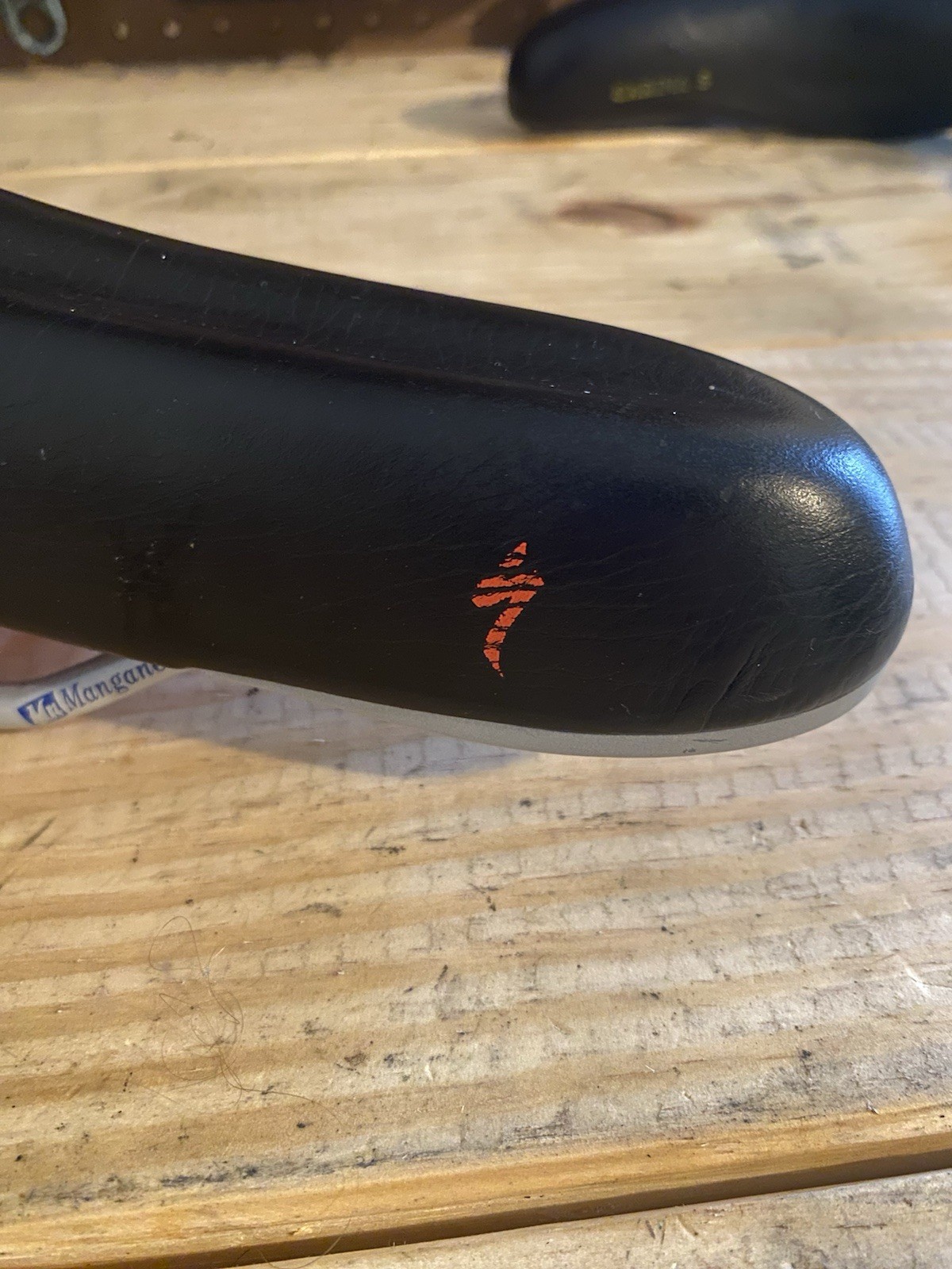 Vintage Specialized Body Geometry Comp Manganese Saddle – Excellent Condition