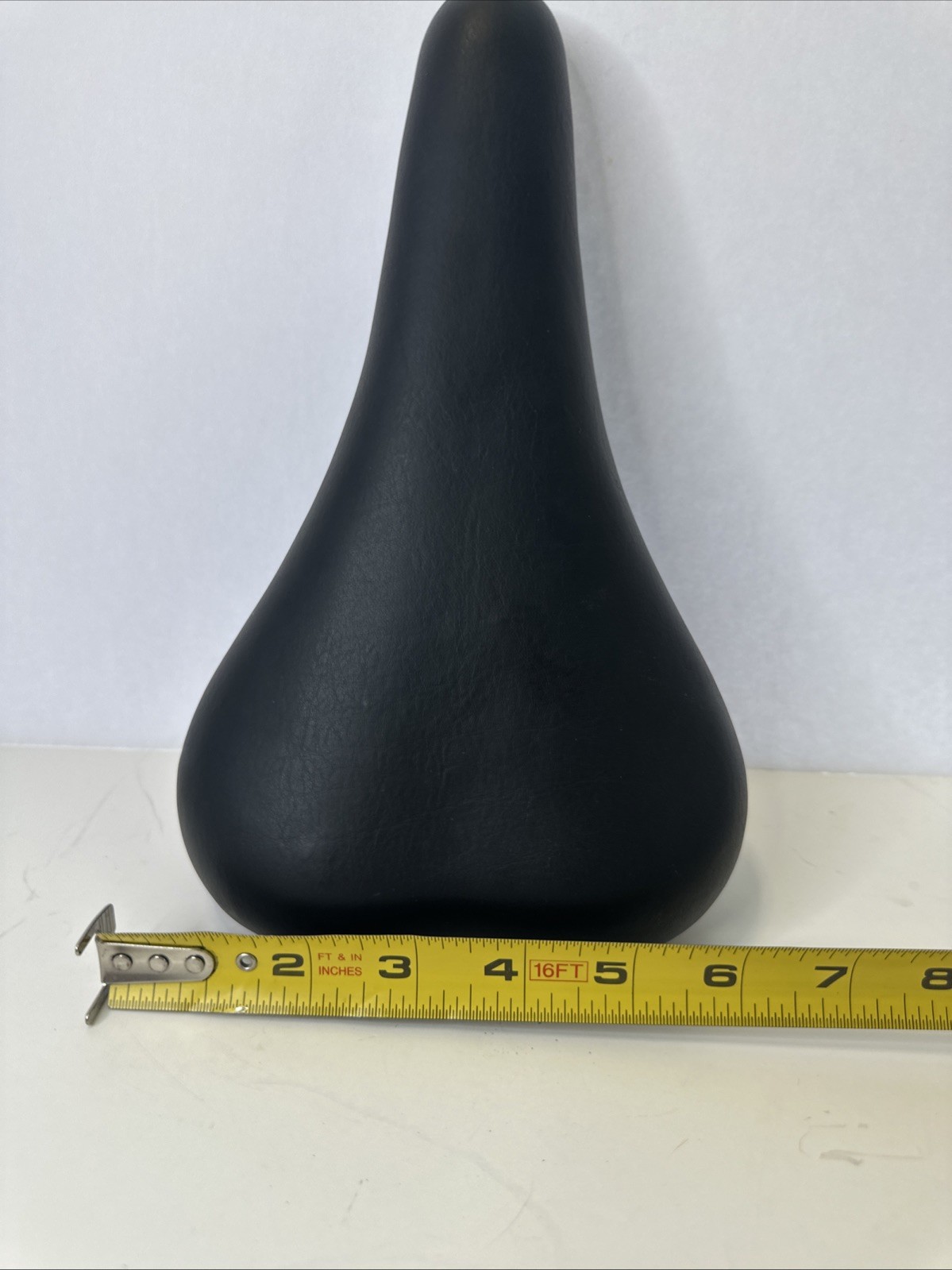 ROADMASTER Black Bicycle Saddle Seat Unisex Adult Sized