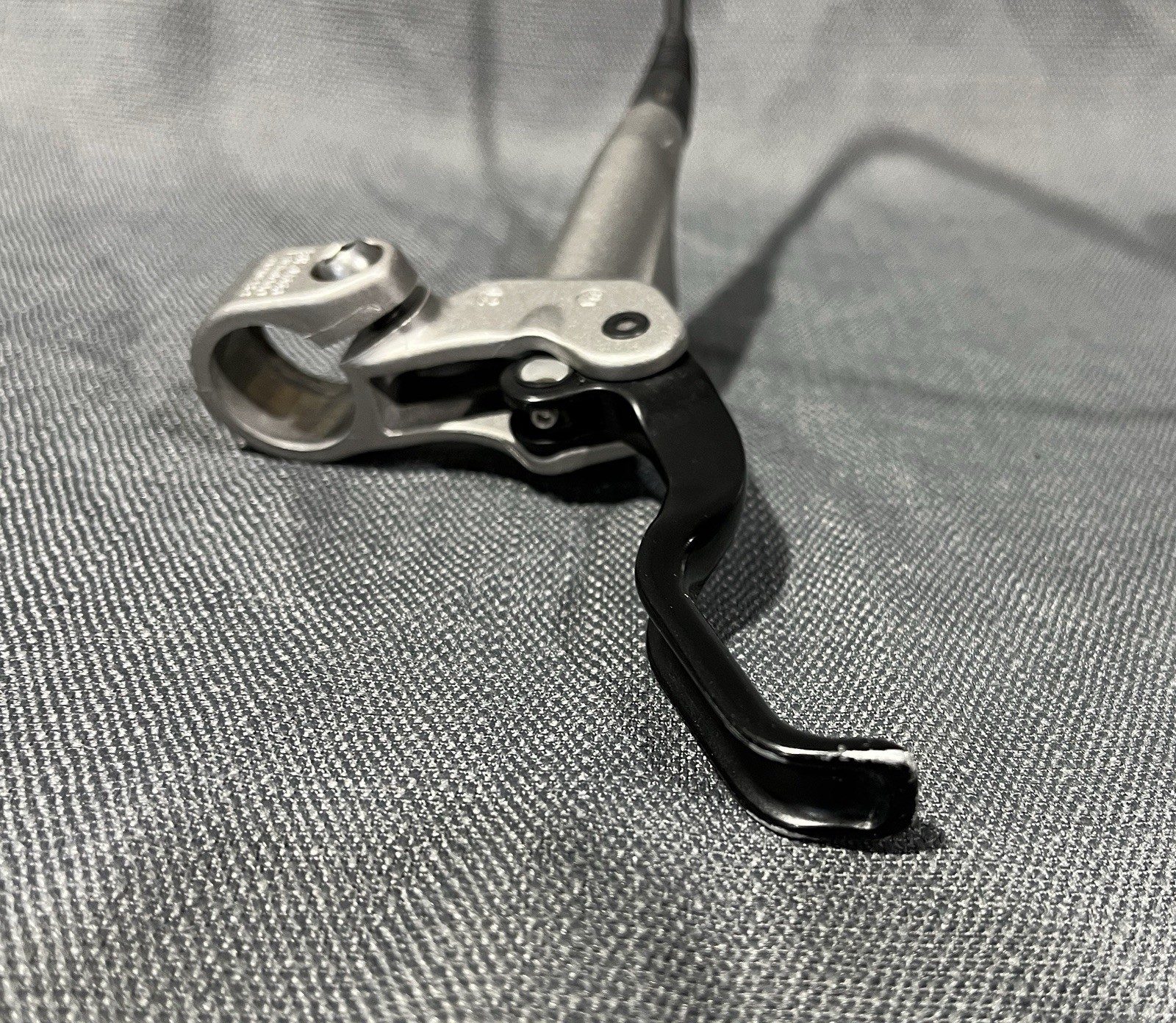Shimano Deore BL-M556 / BR-M765 Hydraulic Disc Brakes – Left / Front Only