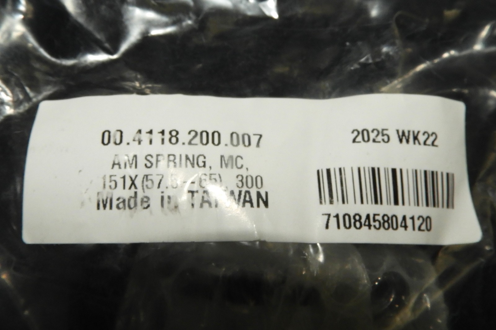 NEW RockShox Metric Coil Spring, Length 151mm, 57.5-65mm, Black, 00.4118.200.007
