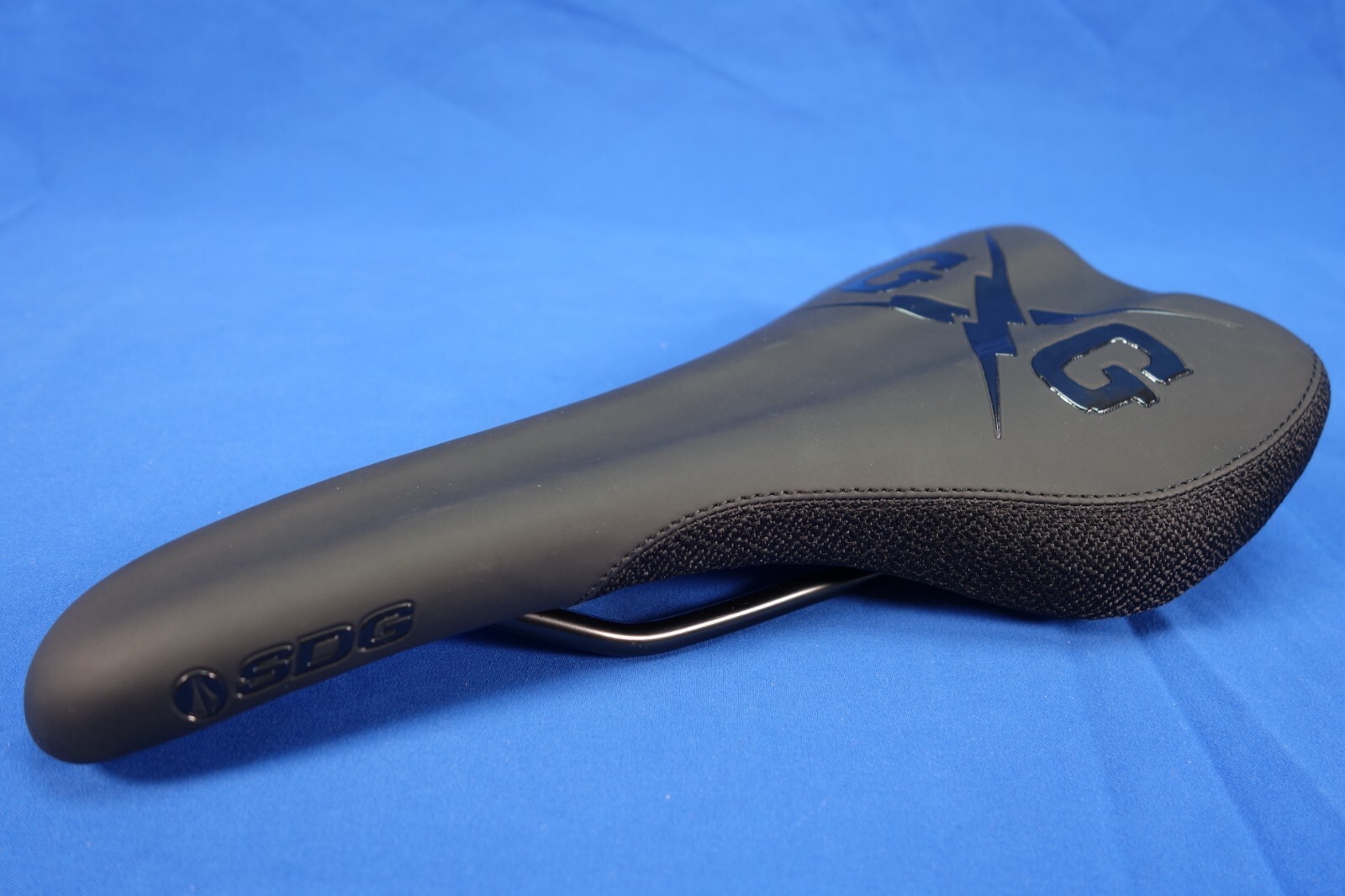 New SDG Radar Mountain Bike Saddle, Bicycle Seat – Black – Steel Rails