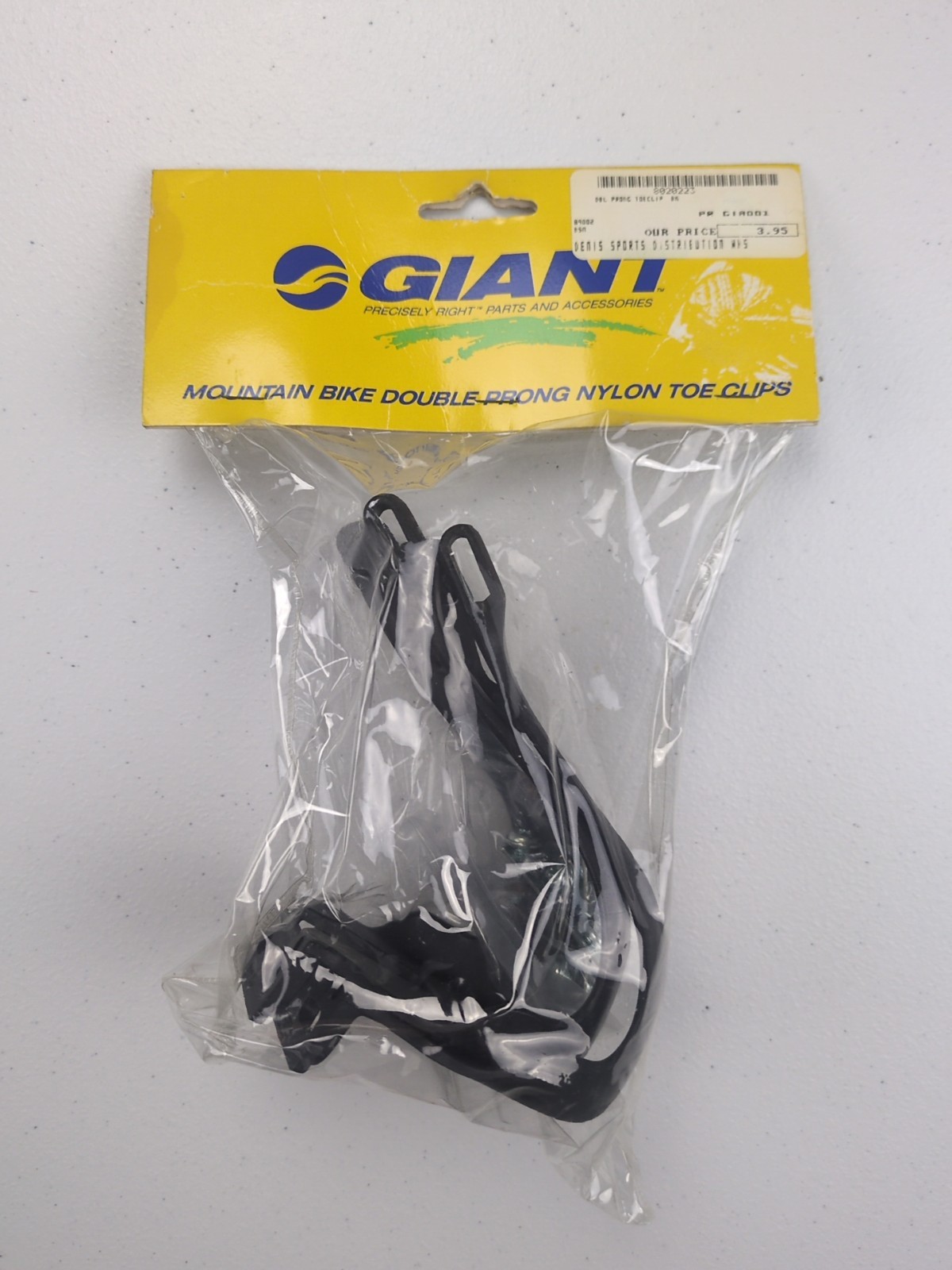 Giant Mountain Bike Double Prong Nylon Toe Clips Strap Set New NOS Cycling Parts