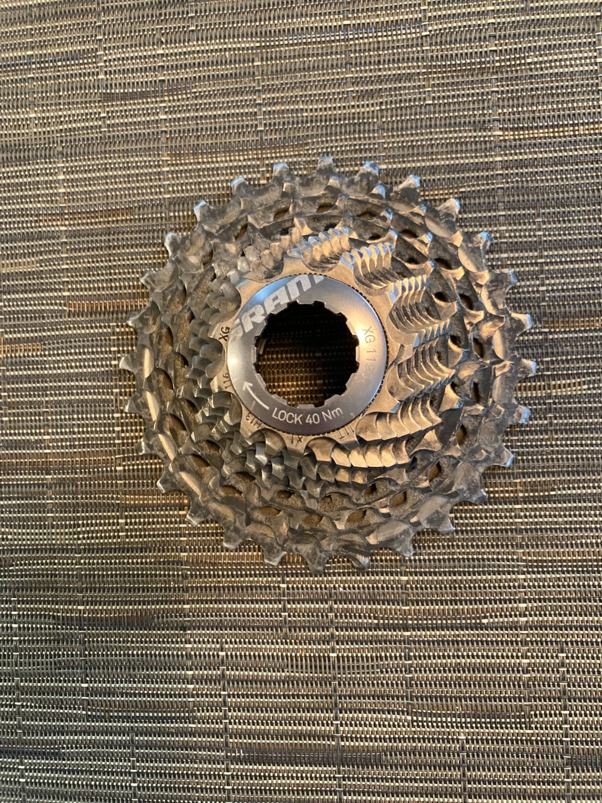SRAM Red 1190 11 Speed Road Bike Cassette 11-28T Shimano spline