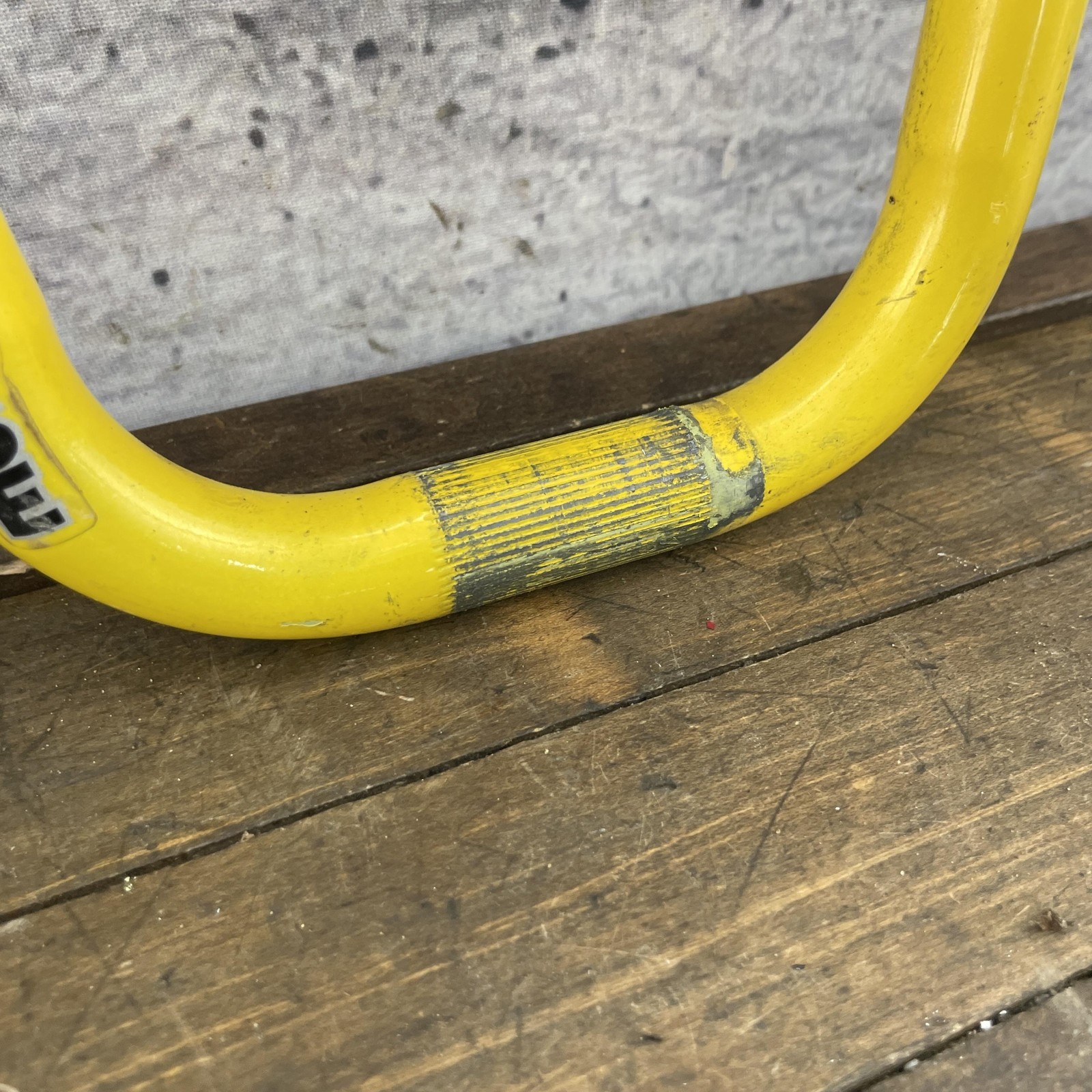 Mongoose Black Magic BMX Handlebars Yellow Steel 27x8in 22.2mm Grips Brakes