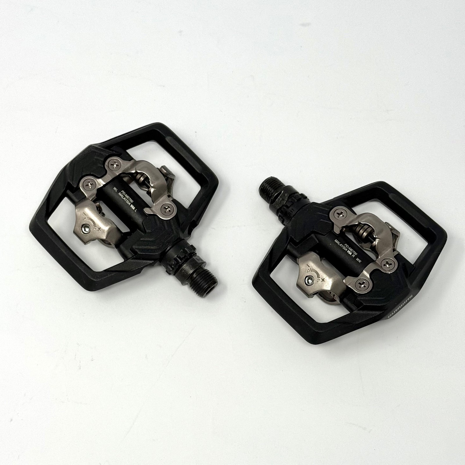 All New Shimano PD-ME700 SPD Trail MTB Pedals Clipless 9/16″ SM-SH51 Cleats