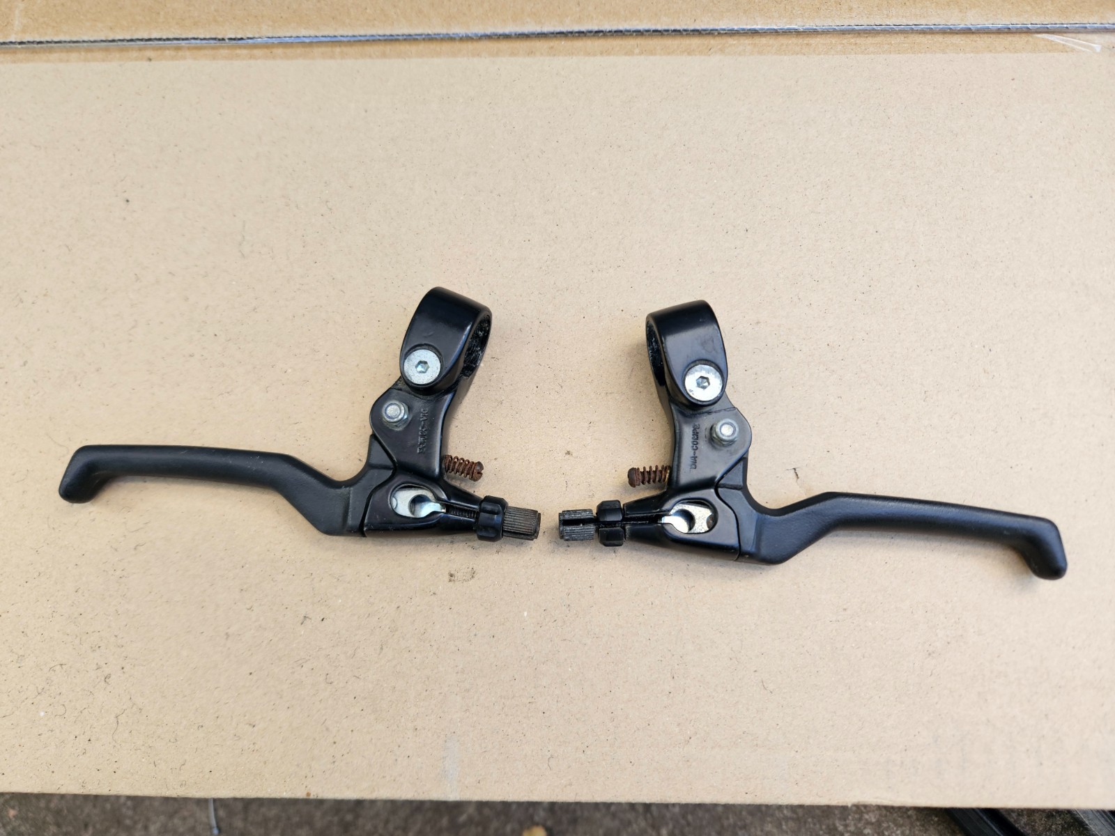 Vintage Dia Compe XCM Mountain Hybrid Bike Brake Levers Black Japan low miles
