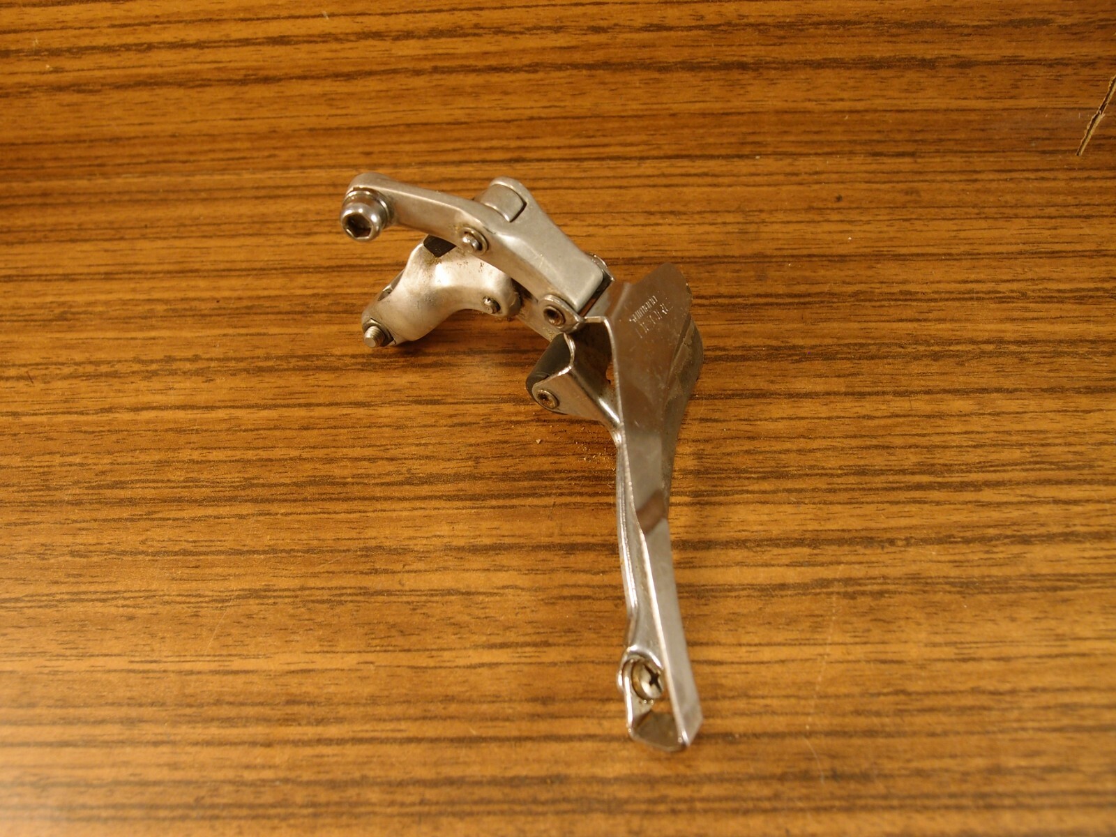 1987 MTB front derailleur Shimano Deore Alpine FD-MT60 VIA Japan bottom 28.6 mm
