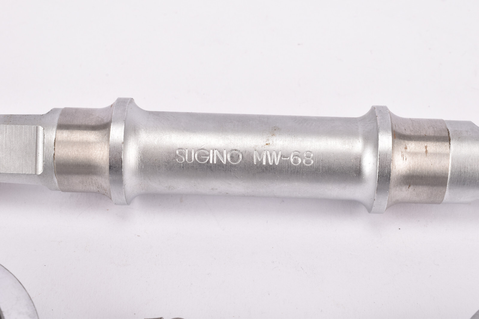 NOS Sugino Super Mighty Competition / Victory MW 68 Bottom Bracket 114mm BSA