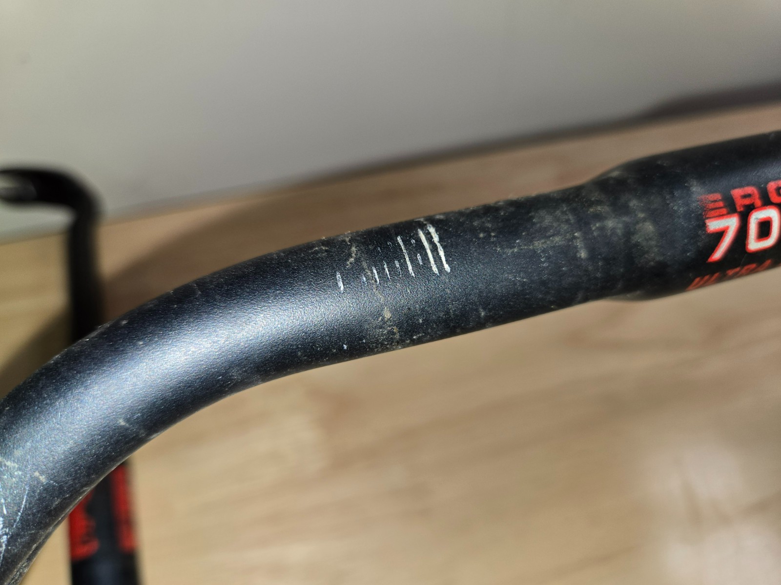ITM Millennium ERGAL 7075 Anatomic Road Handlebar black 41cm o/a; 39cm ctc