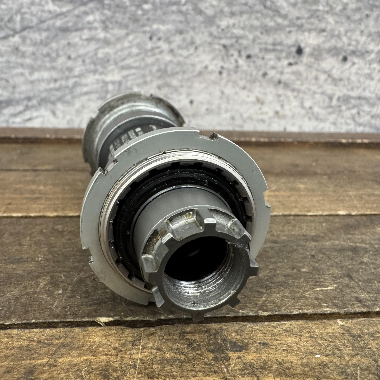 Vintage Shimano Dura-Ace BB-7700 Bottom Bracket 68mm BSA 109.5mm Octalink V1