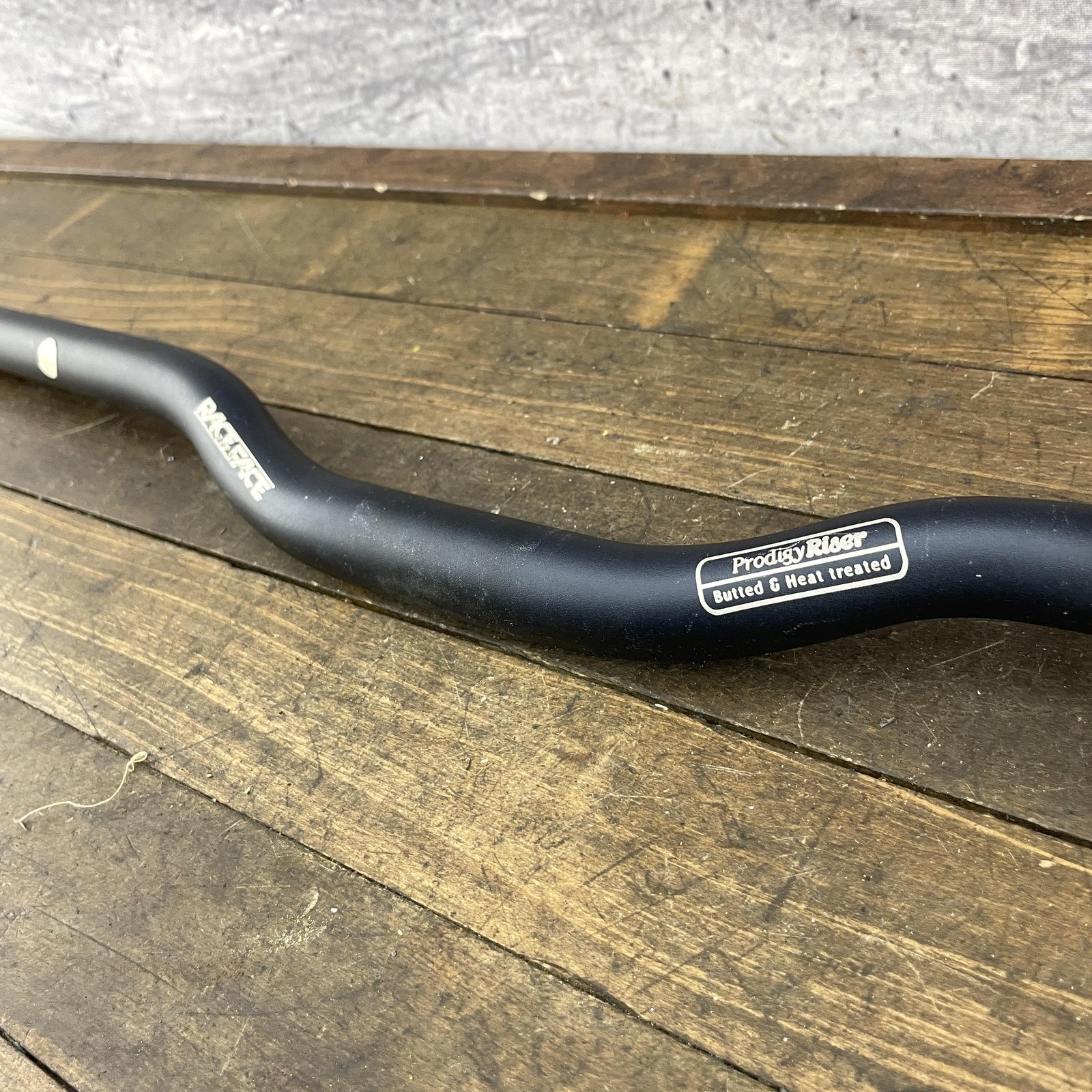 Race Face Prodigy Riser Handlebar 620mm 25.4mm Alloy Mountain Bike 285g VGC