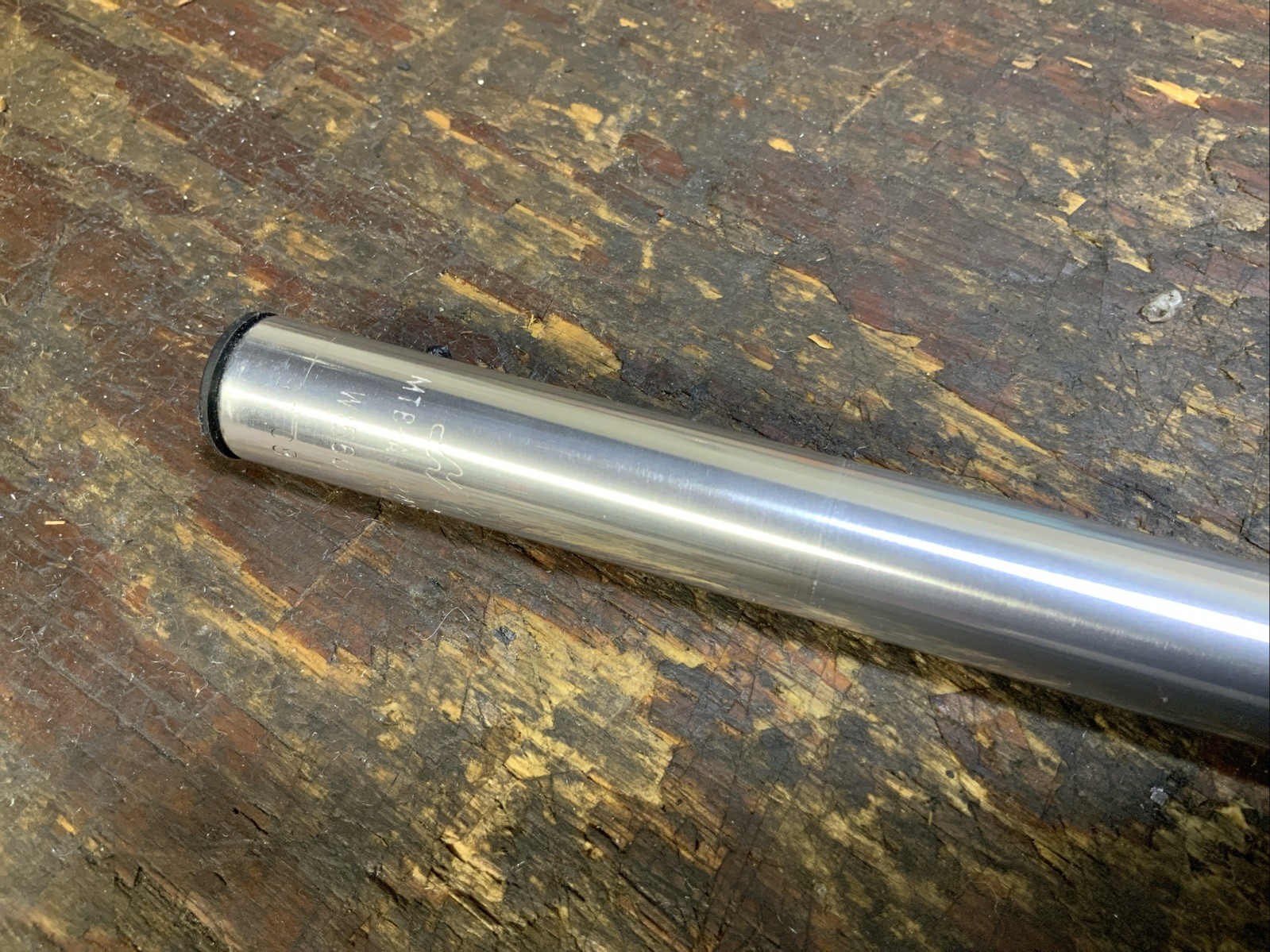 Very Nice Easton Specialized Aluminum Handlebar 560mm MTB 25.4mm Clamp