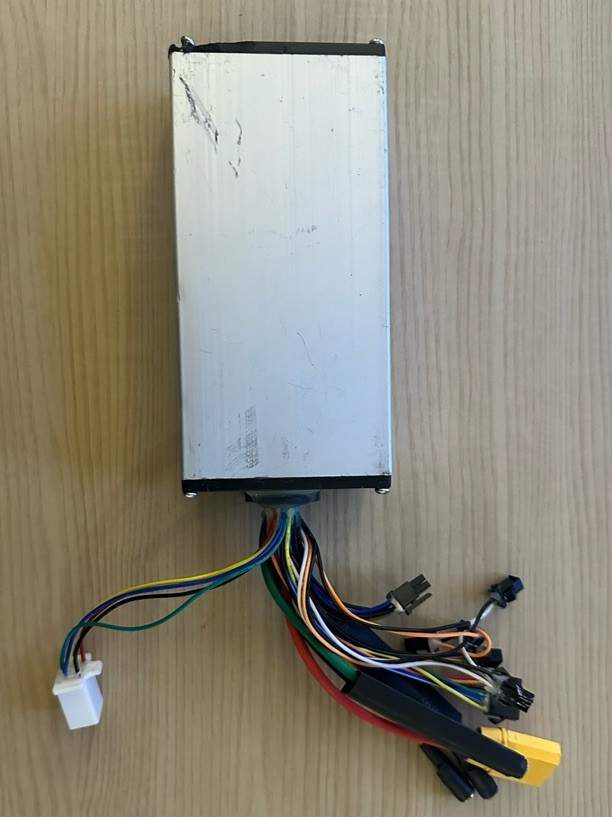 Intelligent Brushless DC 60V-72V 50A Brake Low Level Model M12 Angle 120