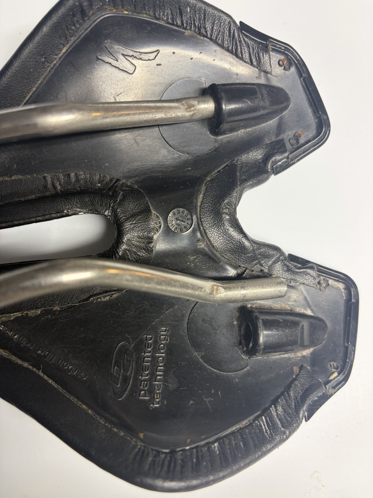 Specialized Toupe Ti143 Saddle Black Titanium Rails Bicycle Seat