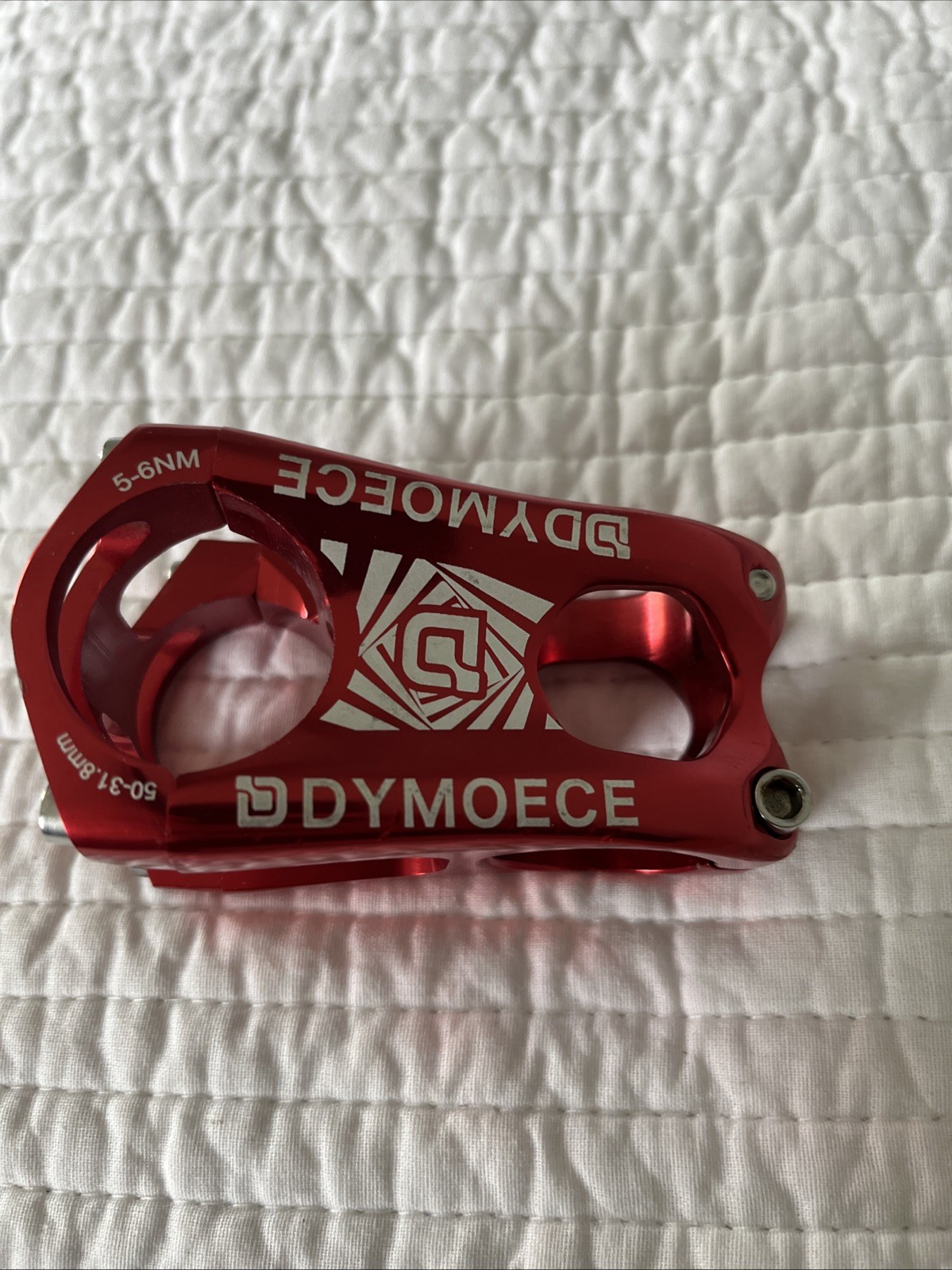 Dymoece MTB Flat Handlebar Clamp 31.8mm 720mm Alloy Bike Handlebar Red/shiny