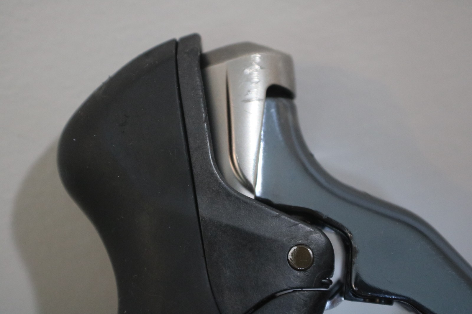 Shimano Dura-Ace ST-9001-R Right/Rear Rim Brake 11 Speed Shifter -Titanium Clamp