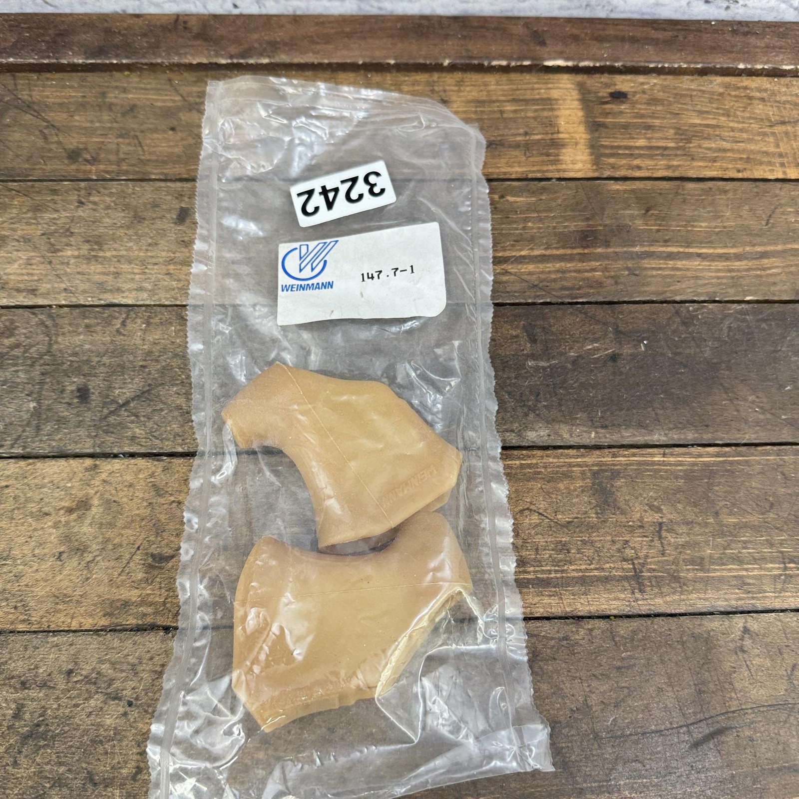 Vintage Weinmann Brake Lever Hoods Beige NOS Pair Drop Bar Road Bike 147.7-1