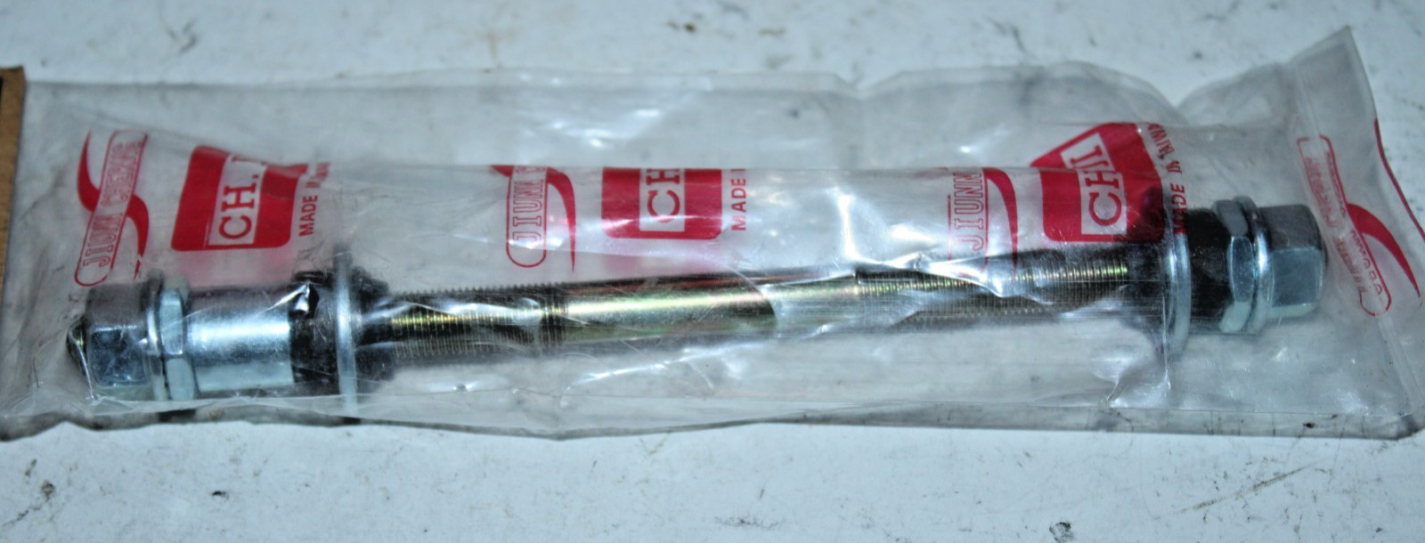 CH JI 2319A Rear Bicycle Axle Chromoly 9.5x26x180mm Bike Hub Repair Nut/Bolt VTG