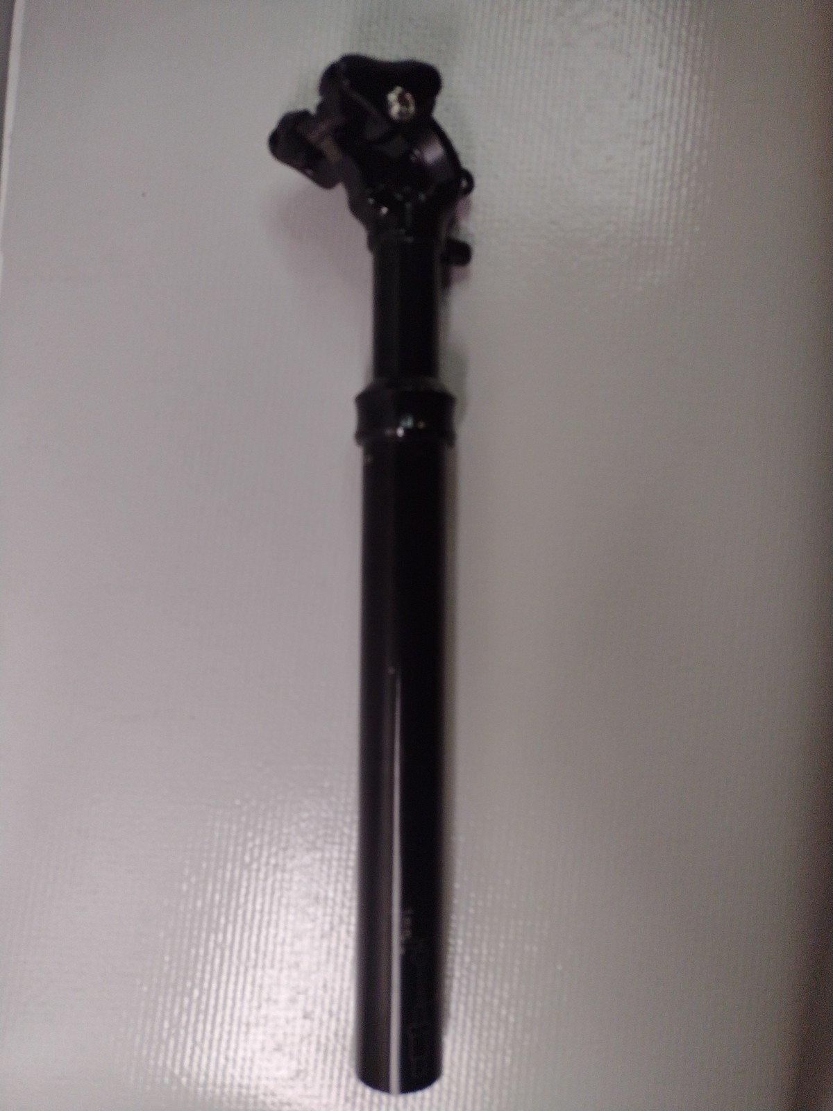 Dropper Seat Post (Specialized)? 23-24mm Incomplete For Parts Very Clean