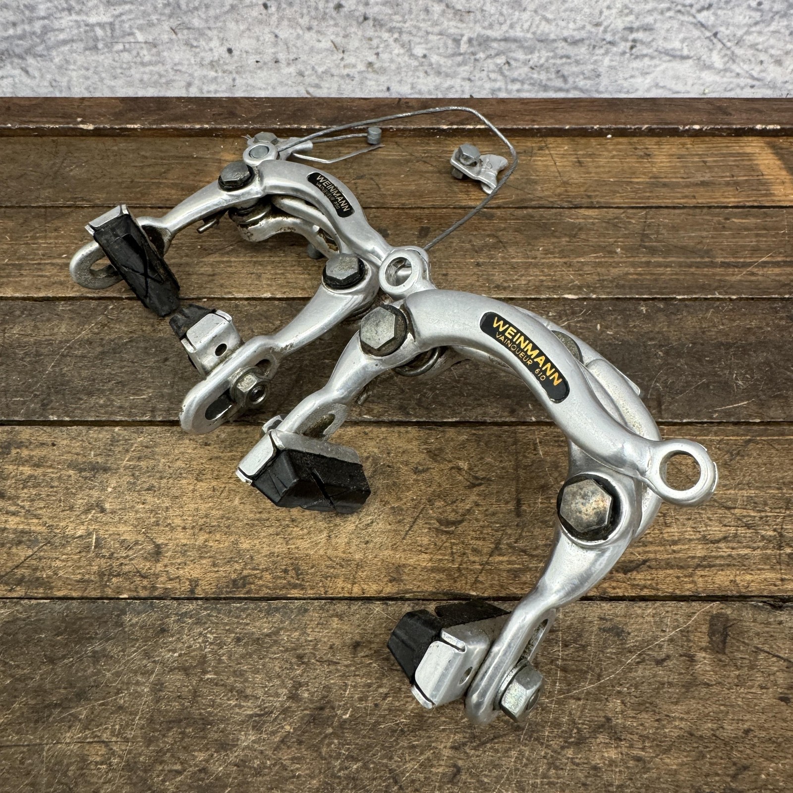 Vintage Weinmann Vainqueur 750 610 Silver Center Pull Caliper Brakes Black Logo