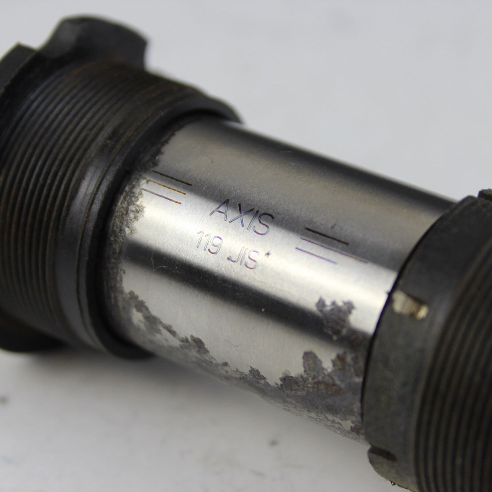Ofmega Axis Bottom Bracket 119mm Spindle JIS Taper English BSA 68mm Shell