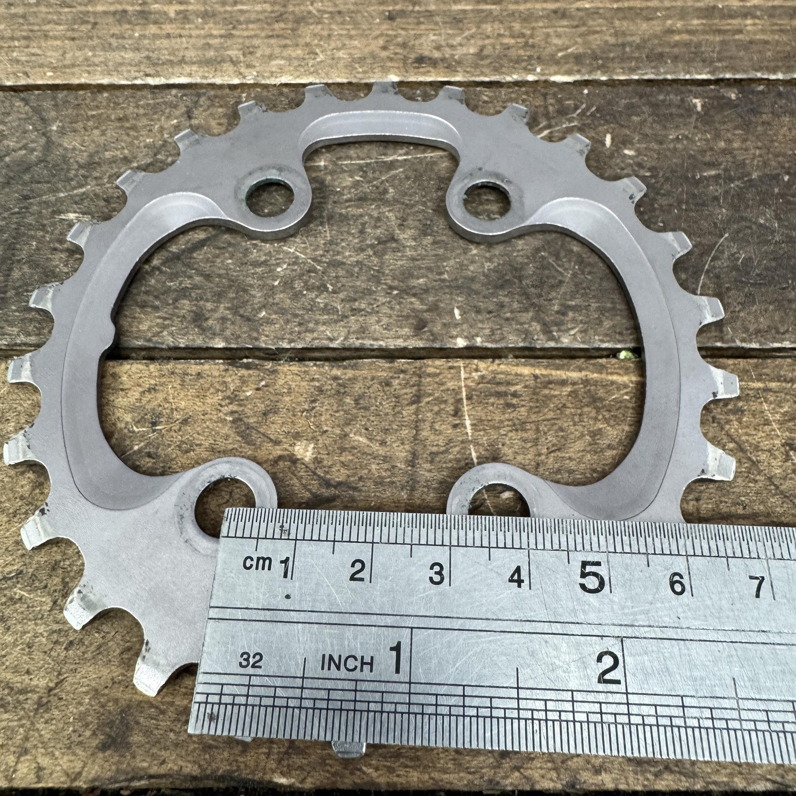 Shimano 26T Chainring 64 BCD 4-Arm Asymmetric Silver 11 Speed MTB Bike Inner 26