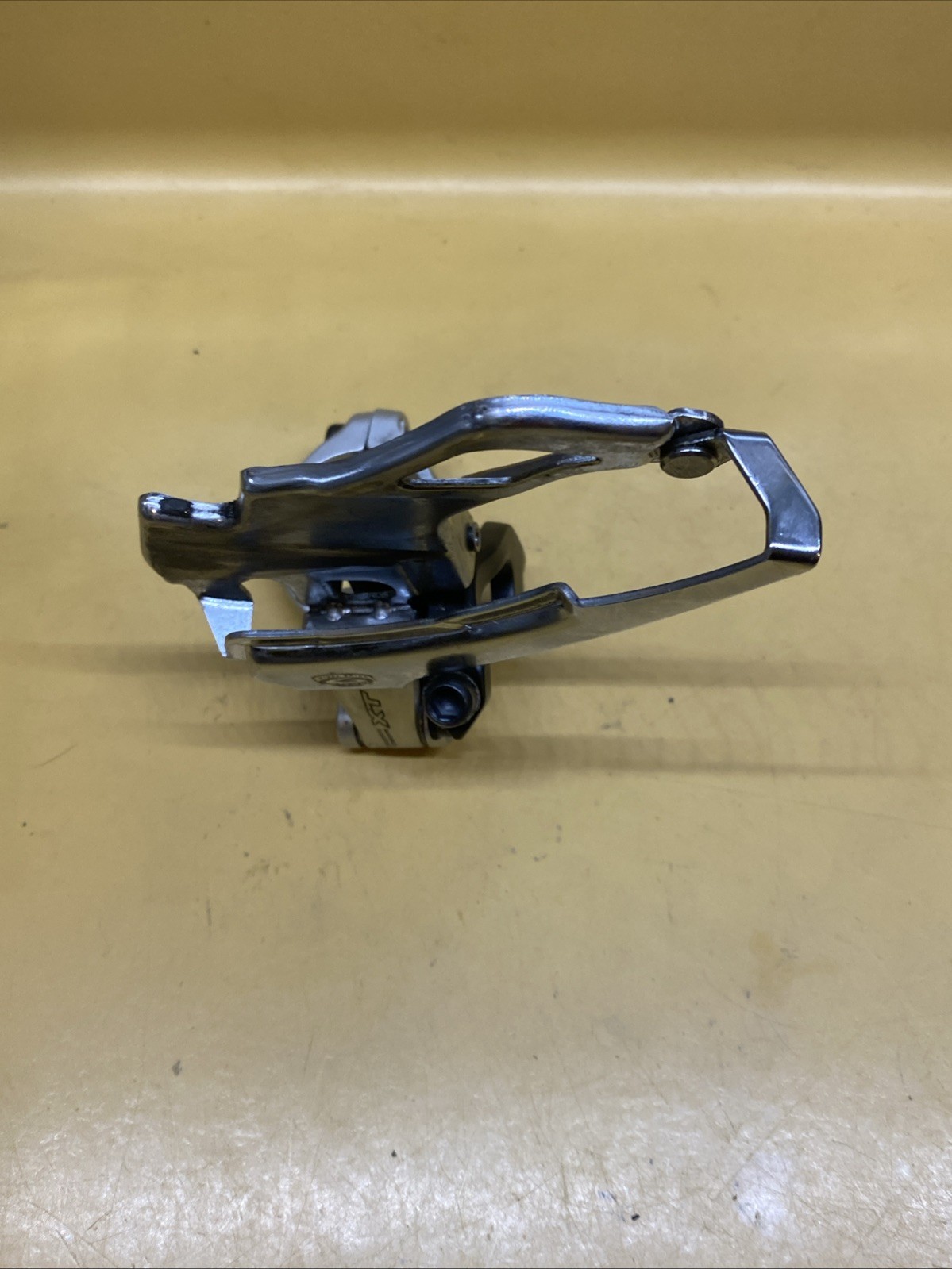 Shimano XT FD-M762 Dual Pull 34.8 High Clamp 3 x Mega 9 Speed Front Derailleur