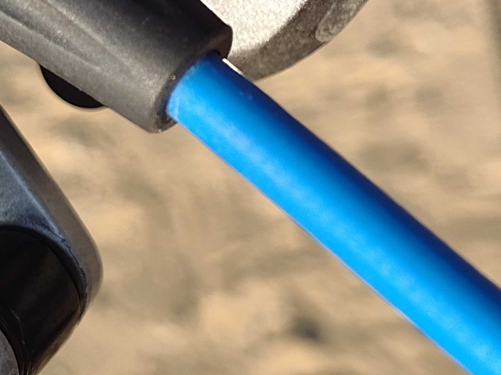 ON EDGE BRAKES USA Blue Hydraulic Brake Hose Length for Hope Shimano Avid Sram