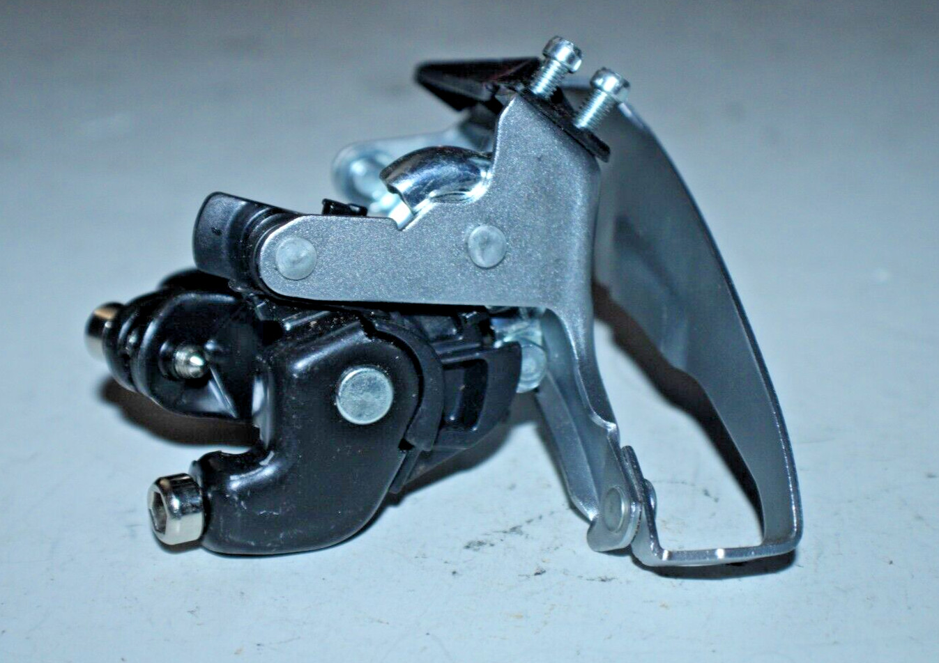 Shimano Altus Triple Front MTB Derailleur FD-M315-TS 34.9mm 64-69° USA Shipper