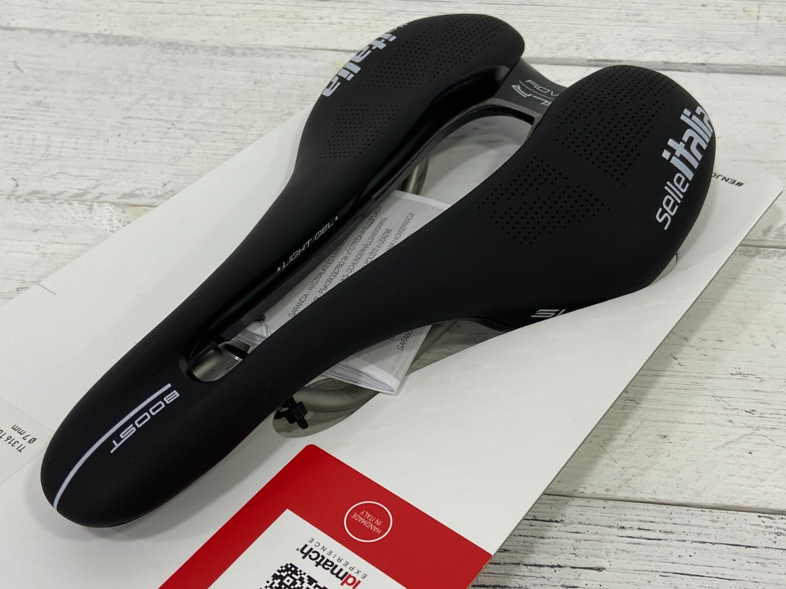 Selle Italia SLR Boost Lady Superflow L3 Ti Rail Saddle