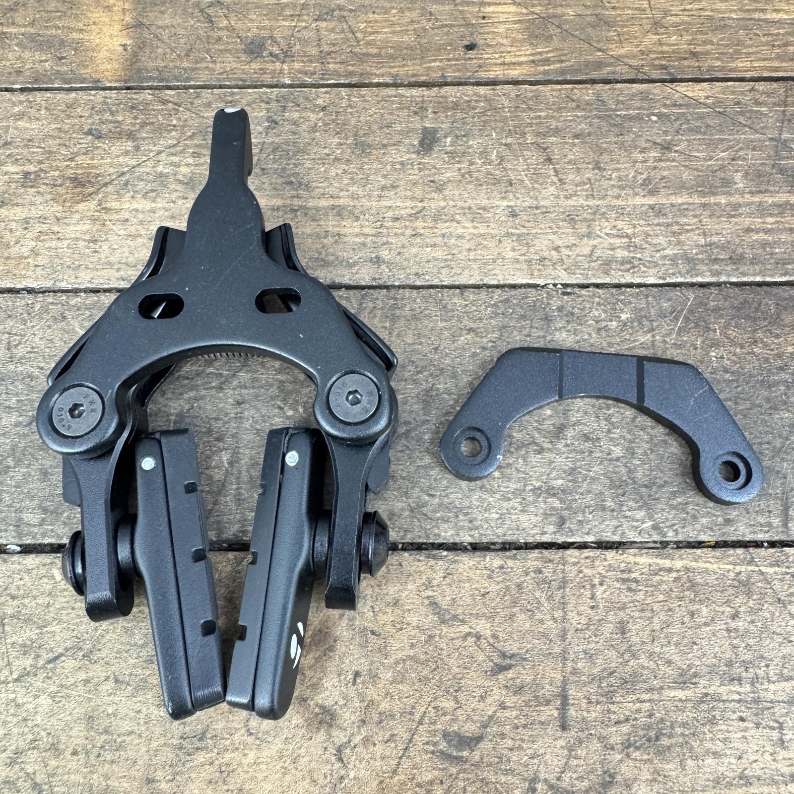 Bontrager Direct Mount Brake Caliper Road Bike Black Aero TT Tri Race 130g