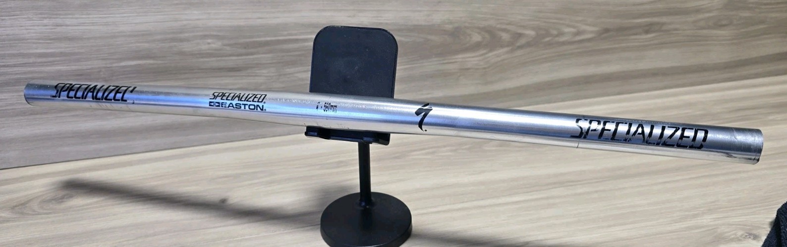 Easton Specialized Aluminum Handlebar 540mm 182 Grams 25.4 USA Made