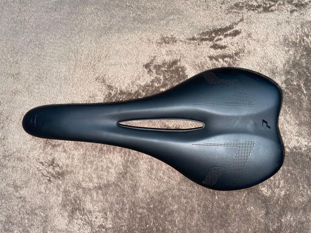 PRIME Primavera lightweight carbon saddle