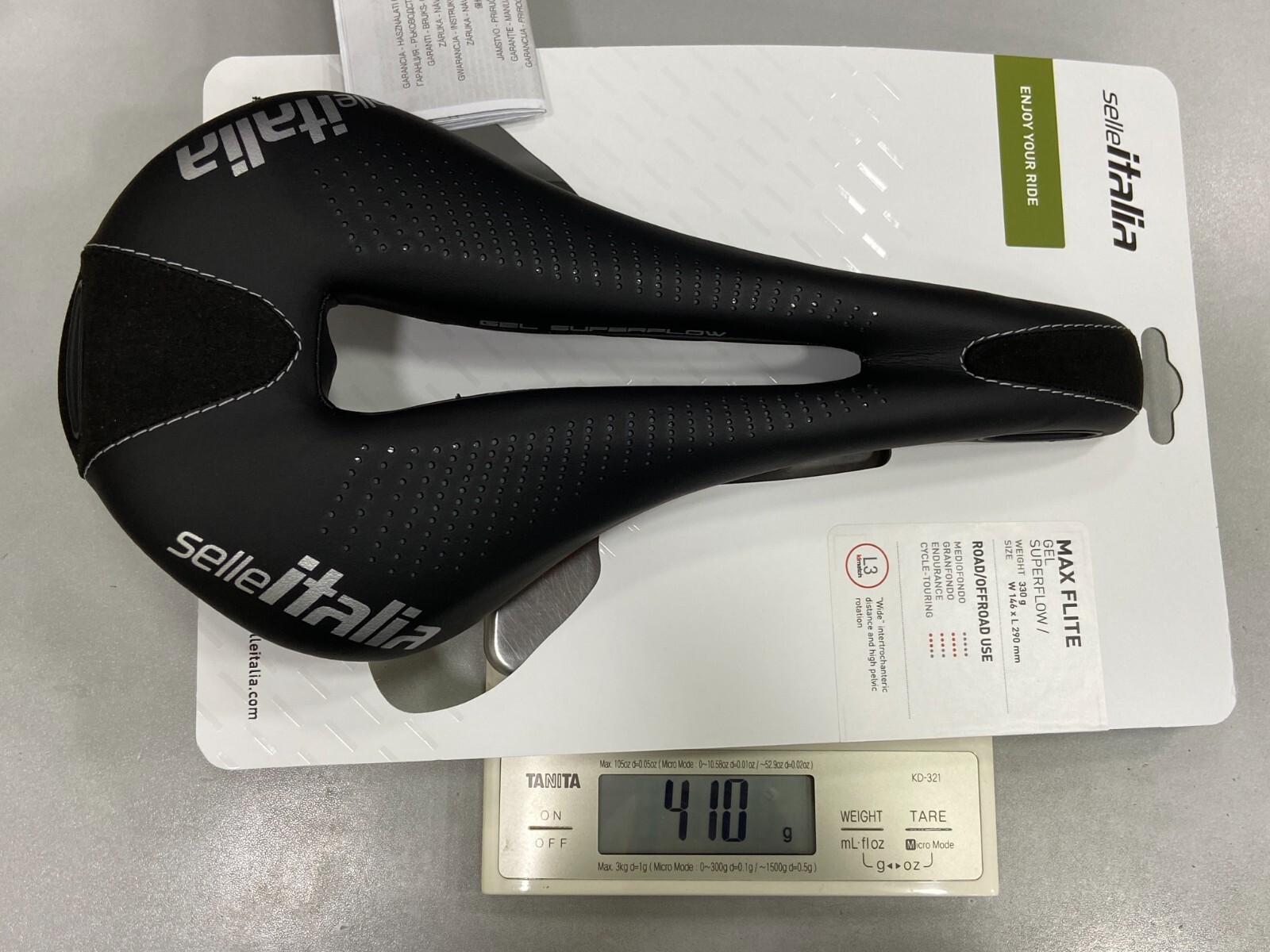 Selle Italia Max Flite Gel Superflow L3 146×290 mm Ti 316 Rail Saddle (Black)