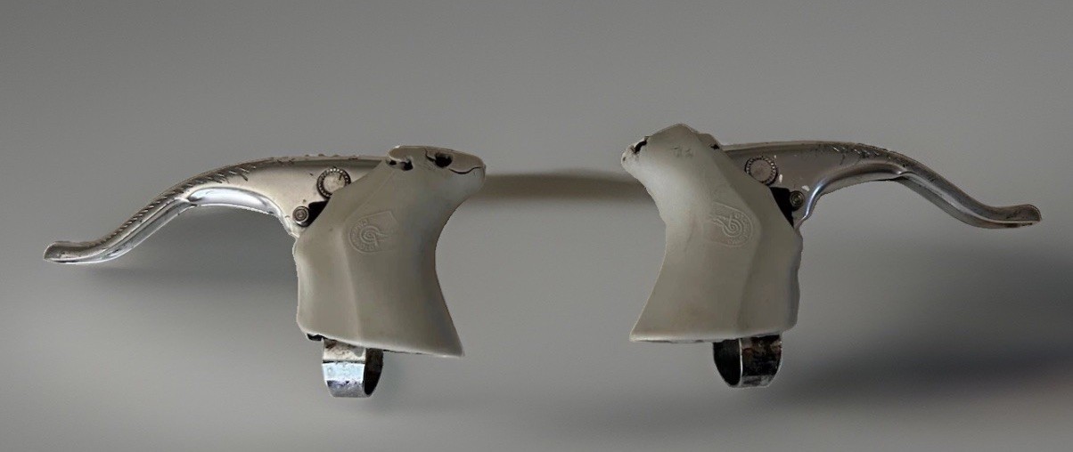 Vintage Campagnolo C-Record Brake Lever Aero set Cobalto Gum Hood Road Bike 80s