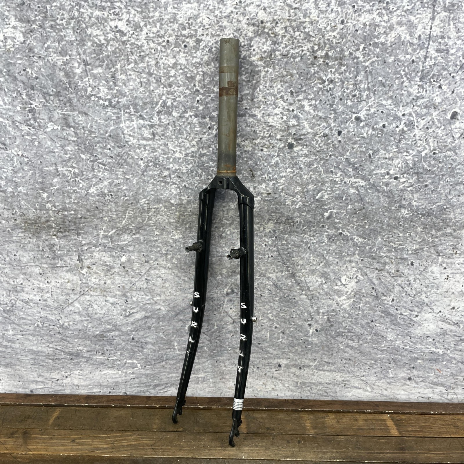 Surly 700c Fork 1 1/8 Threadless Mid-Fork V-Brake Canti QR Steel Black Gravel