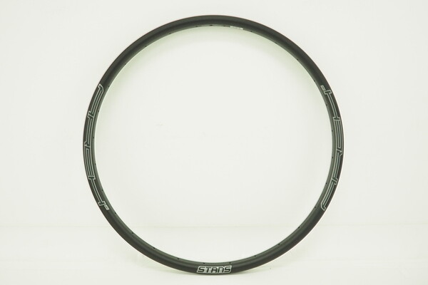 New! Stan’s NoTubes Arch CB7 Carbon Mountain Bike Rim 27.5″ 28 Hole BK RTAC70001