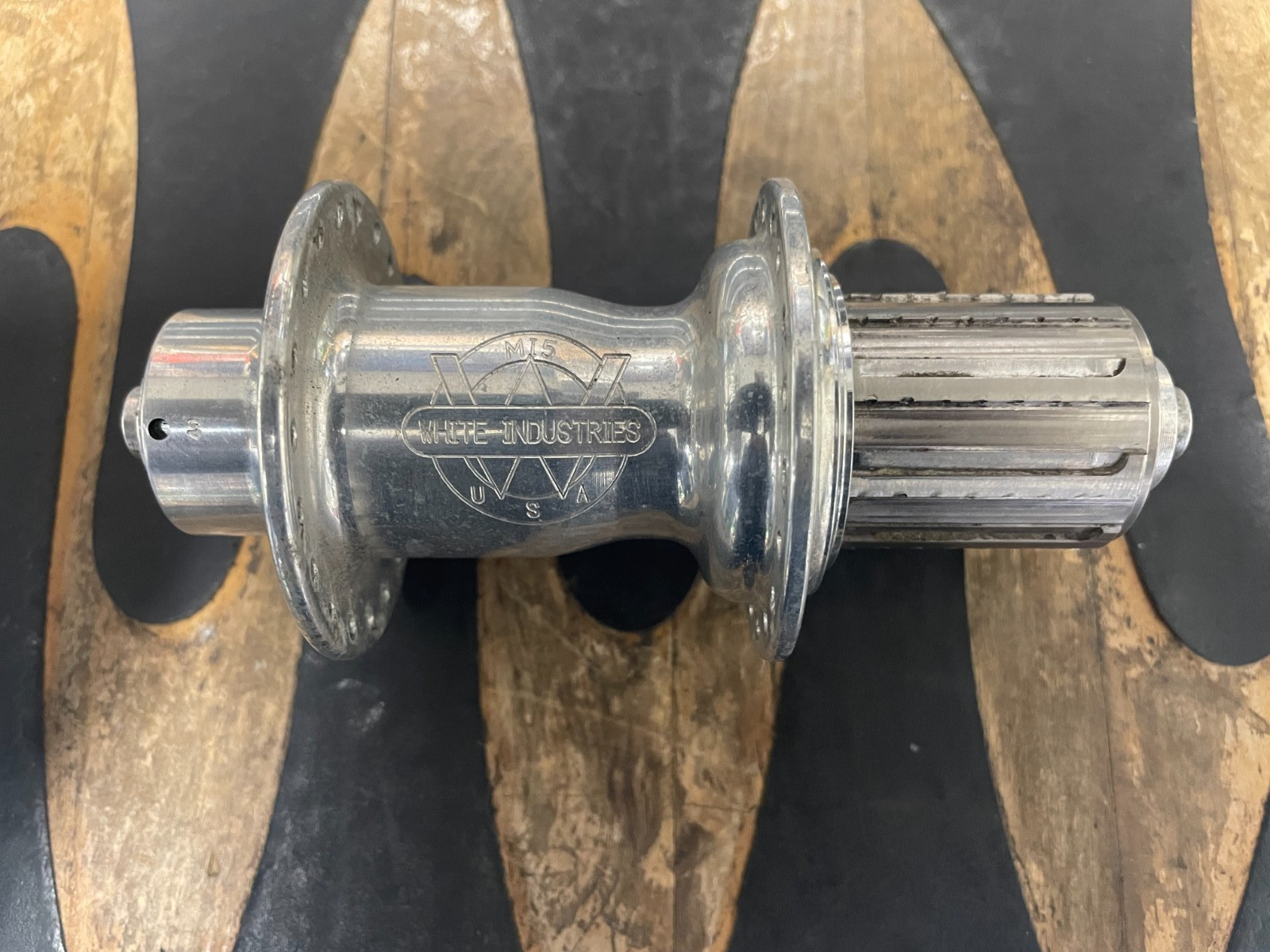 White Industries Rear Road Tandem Hub non-disc 40H 135mm qr polished Shimano HG